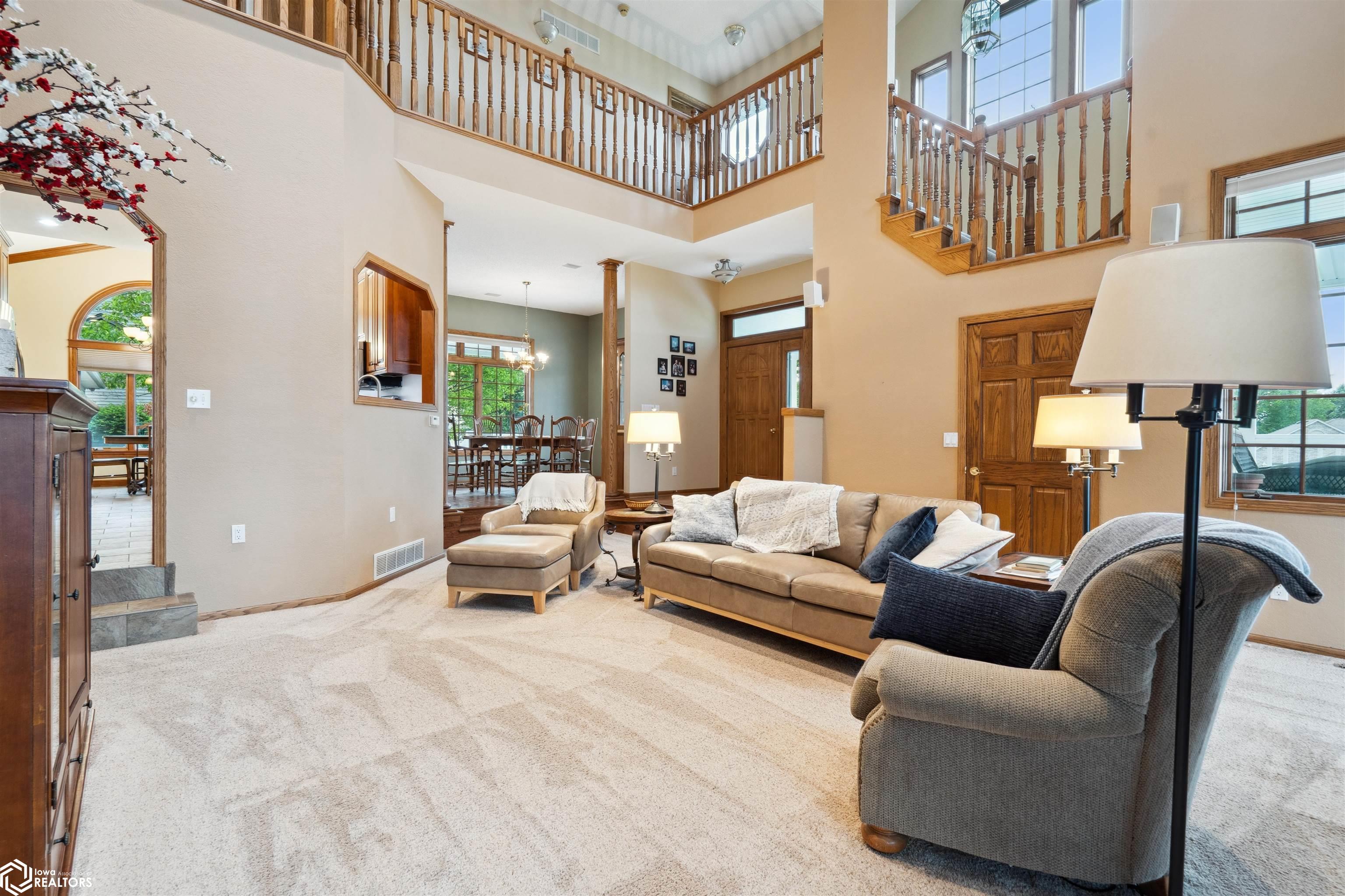 2310 Knollway Drive, Marshalltown, Iowa image 14