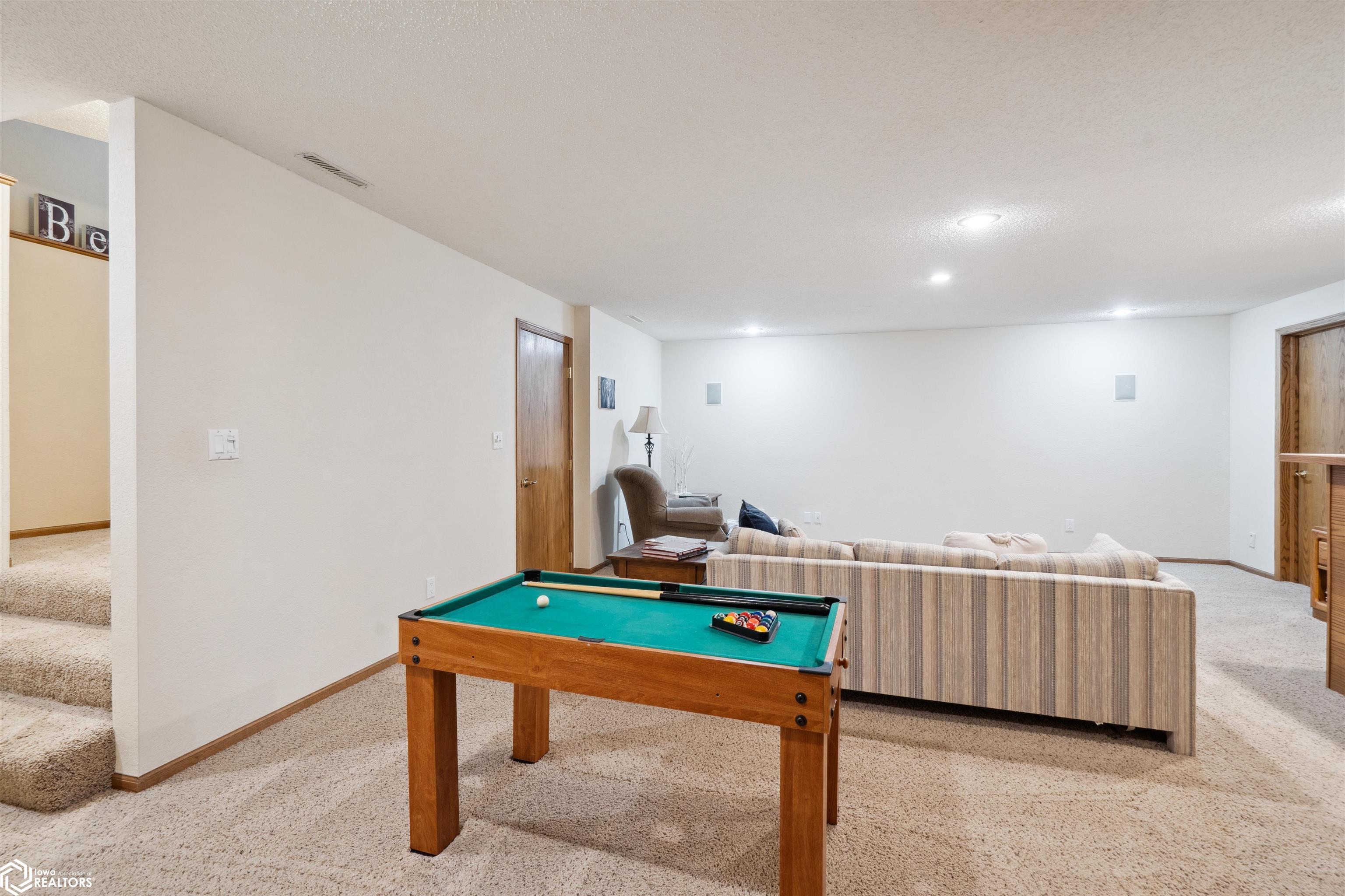 2310 Knollway Drive, Marshalltown, Iowa image 32