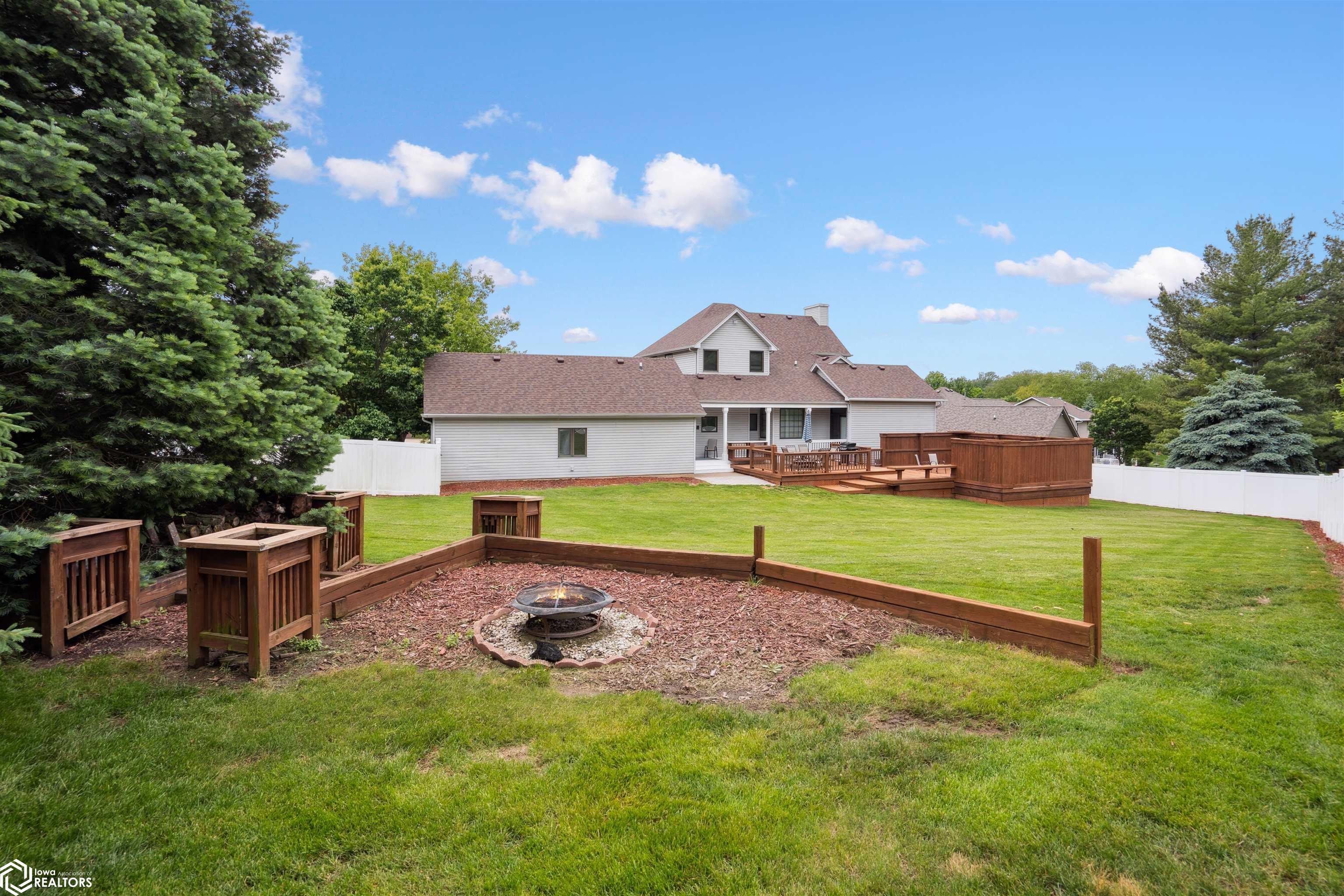2310 Knollway Drive, Marshalltown, Iowa image 42