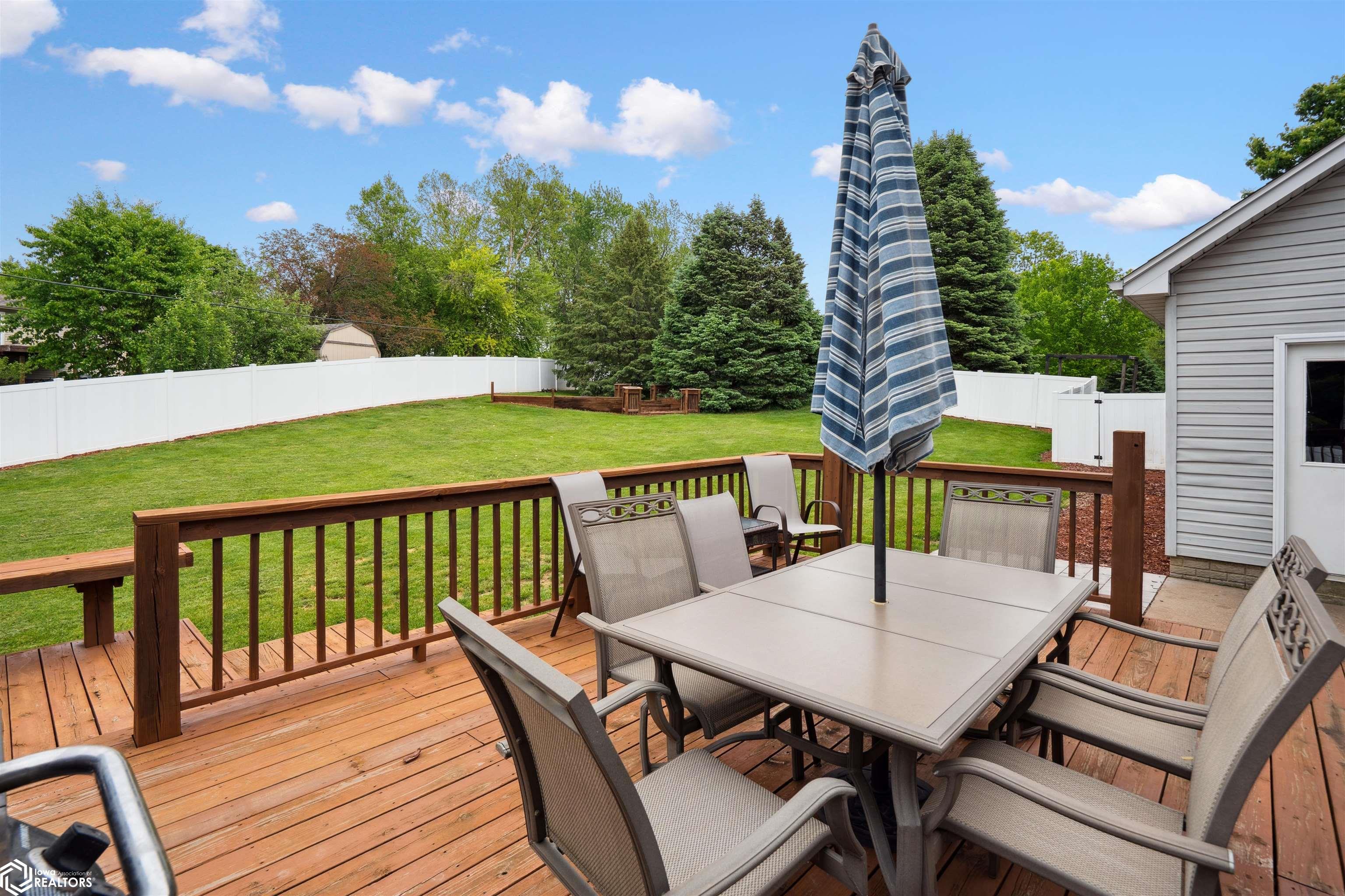 2310 Knollway Drive, Marshalltown, Iowa image 44