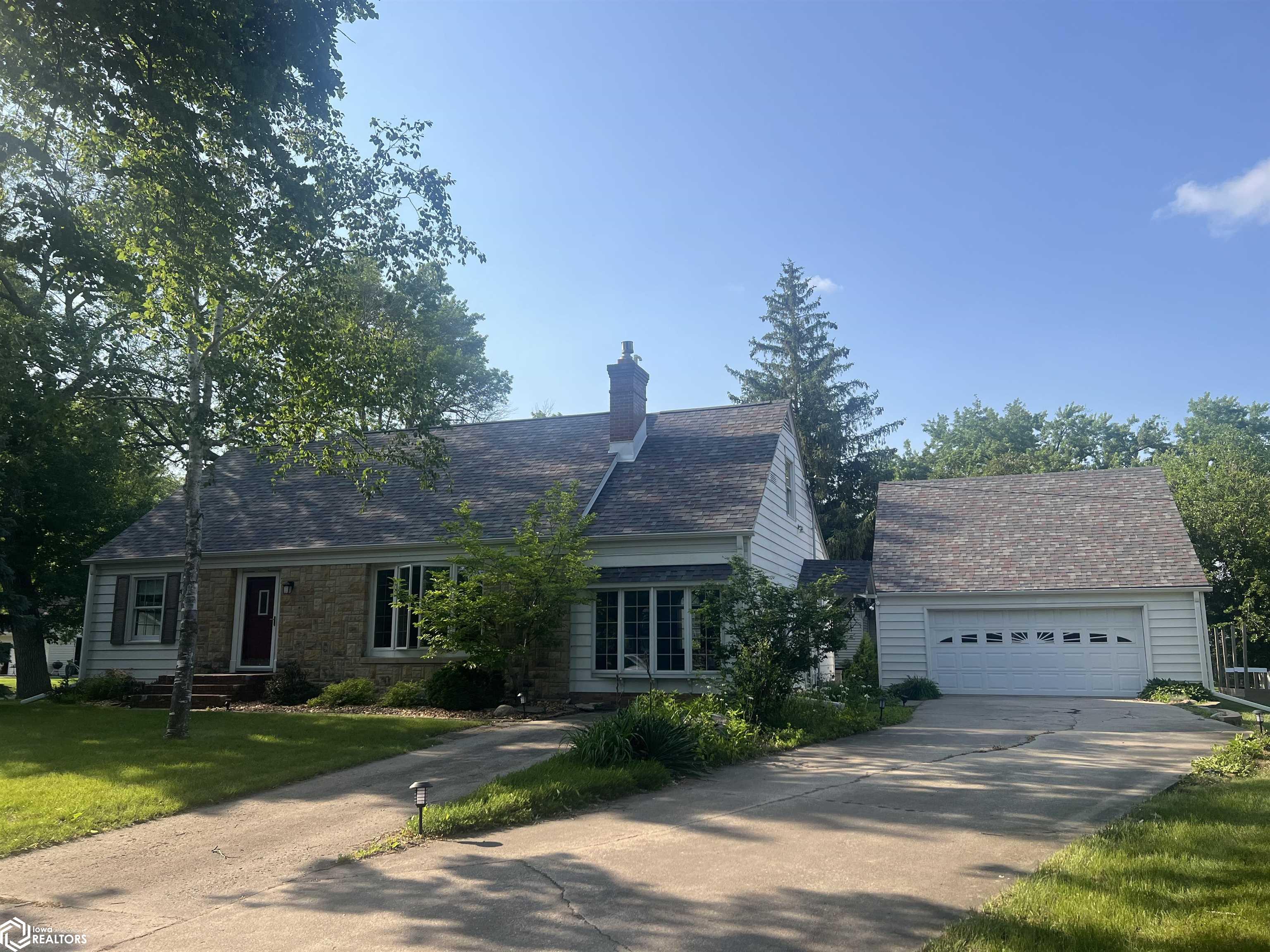 211 5th Ave. N., Humboldt, Iowa image 2