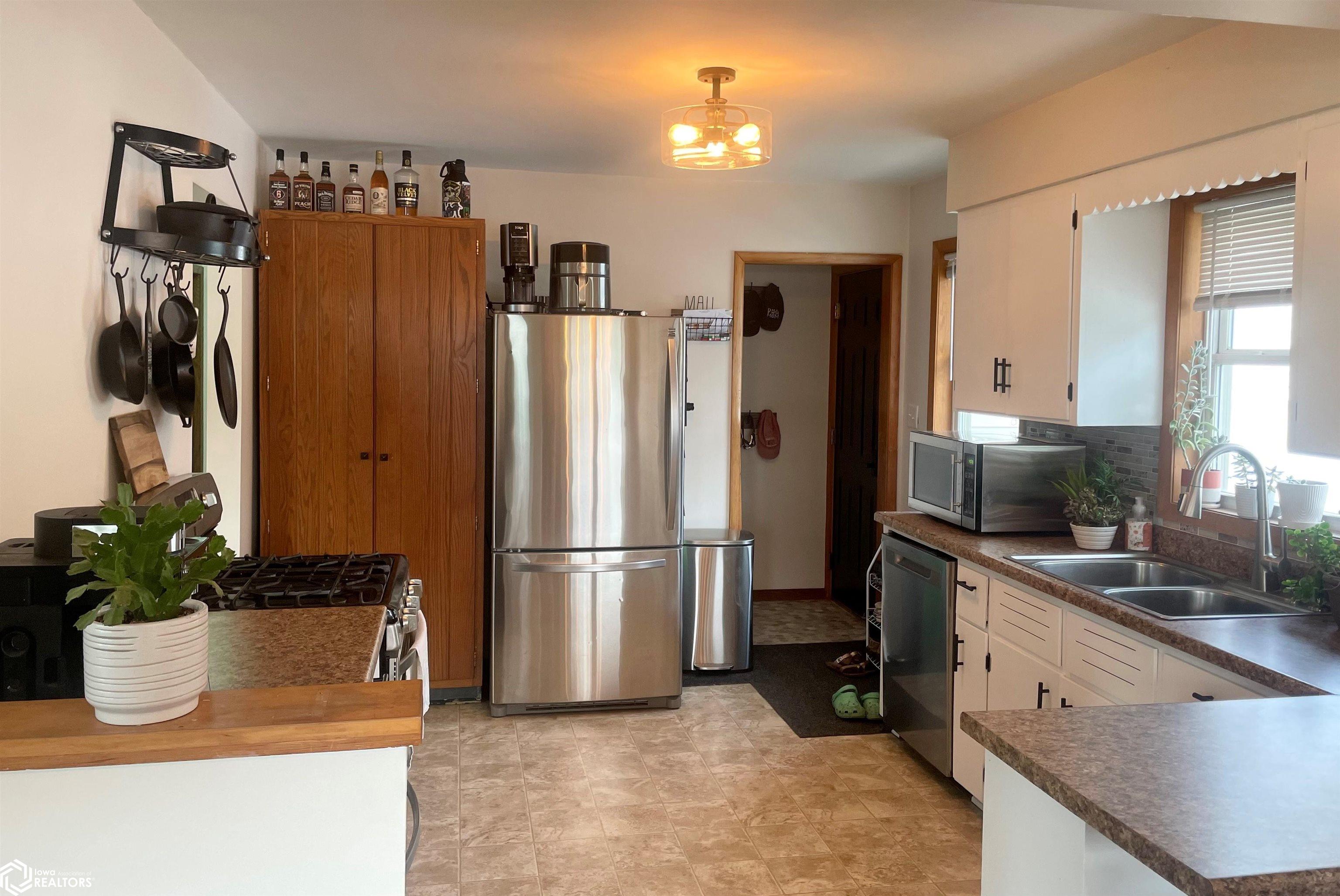 1309 E Elm Street, Algona, Iowa image 6