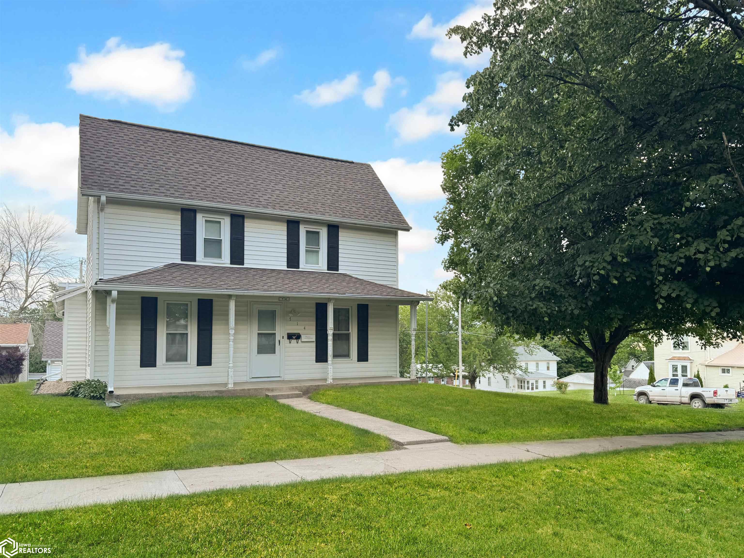 714 5th Street, Traer, Iowa image 1