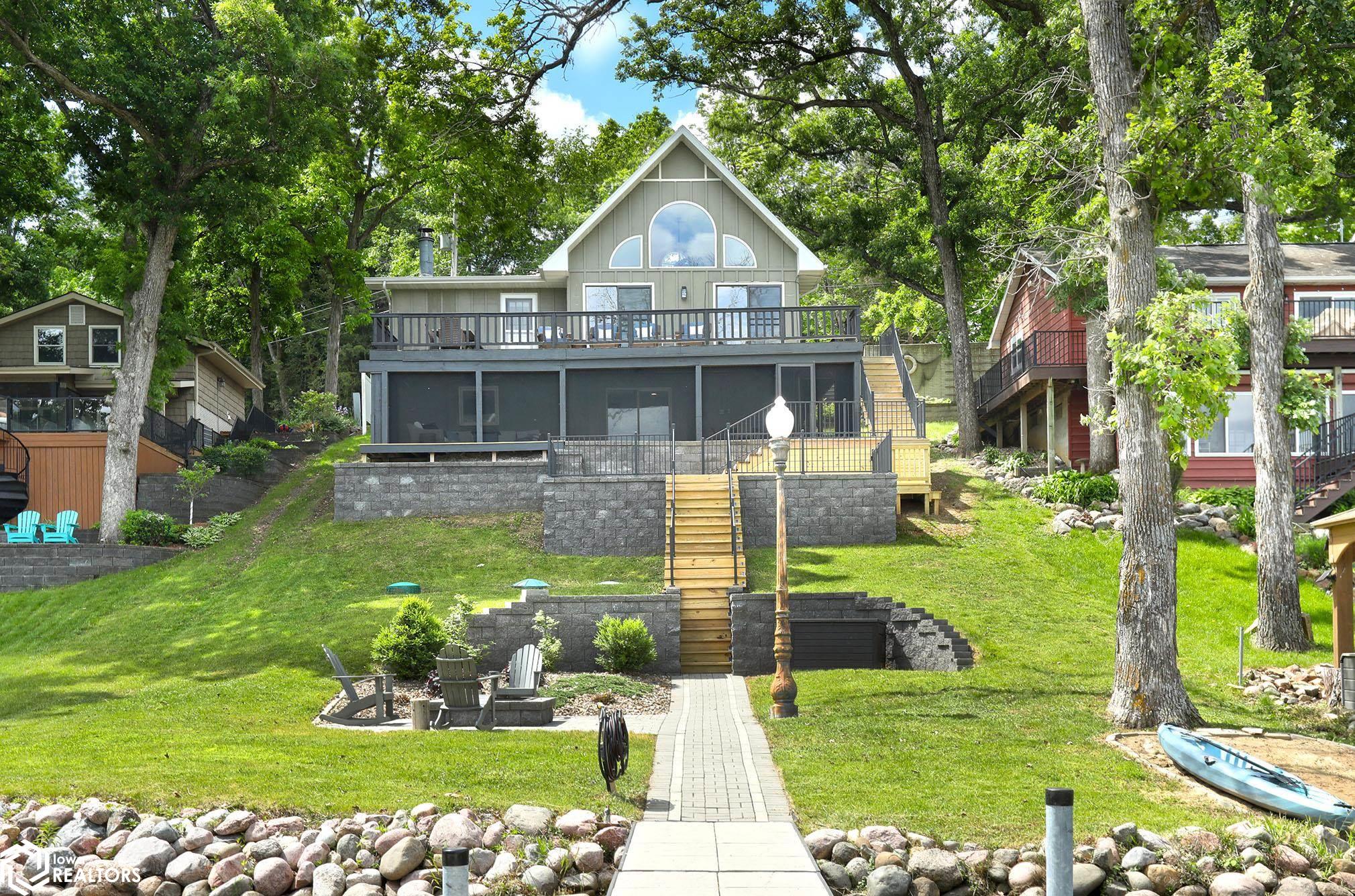 207 Cottage Lane, Montezuma, Iowa image 1