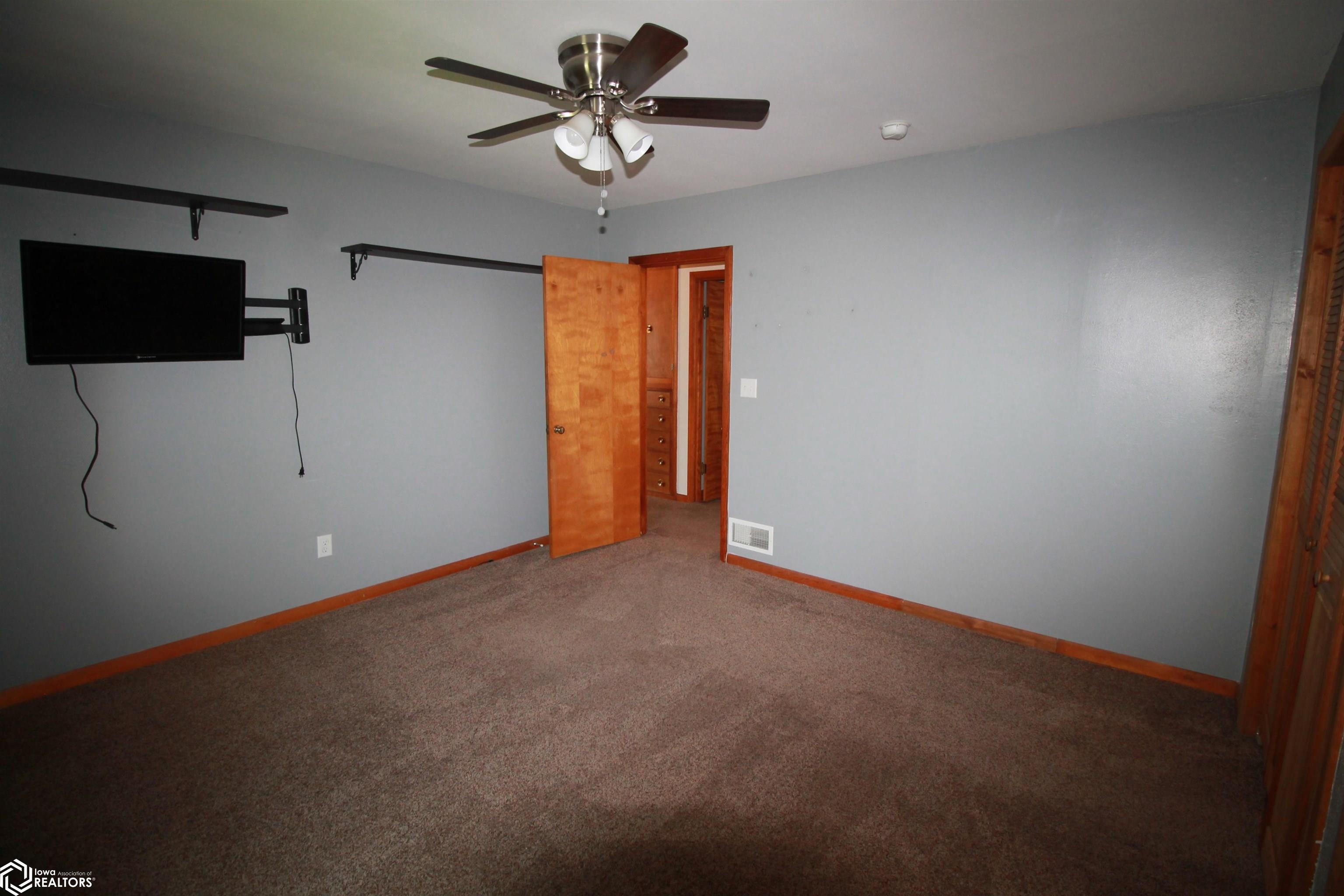 223 W Division Street, Clarinda, Iowa image 14