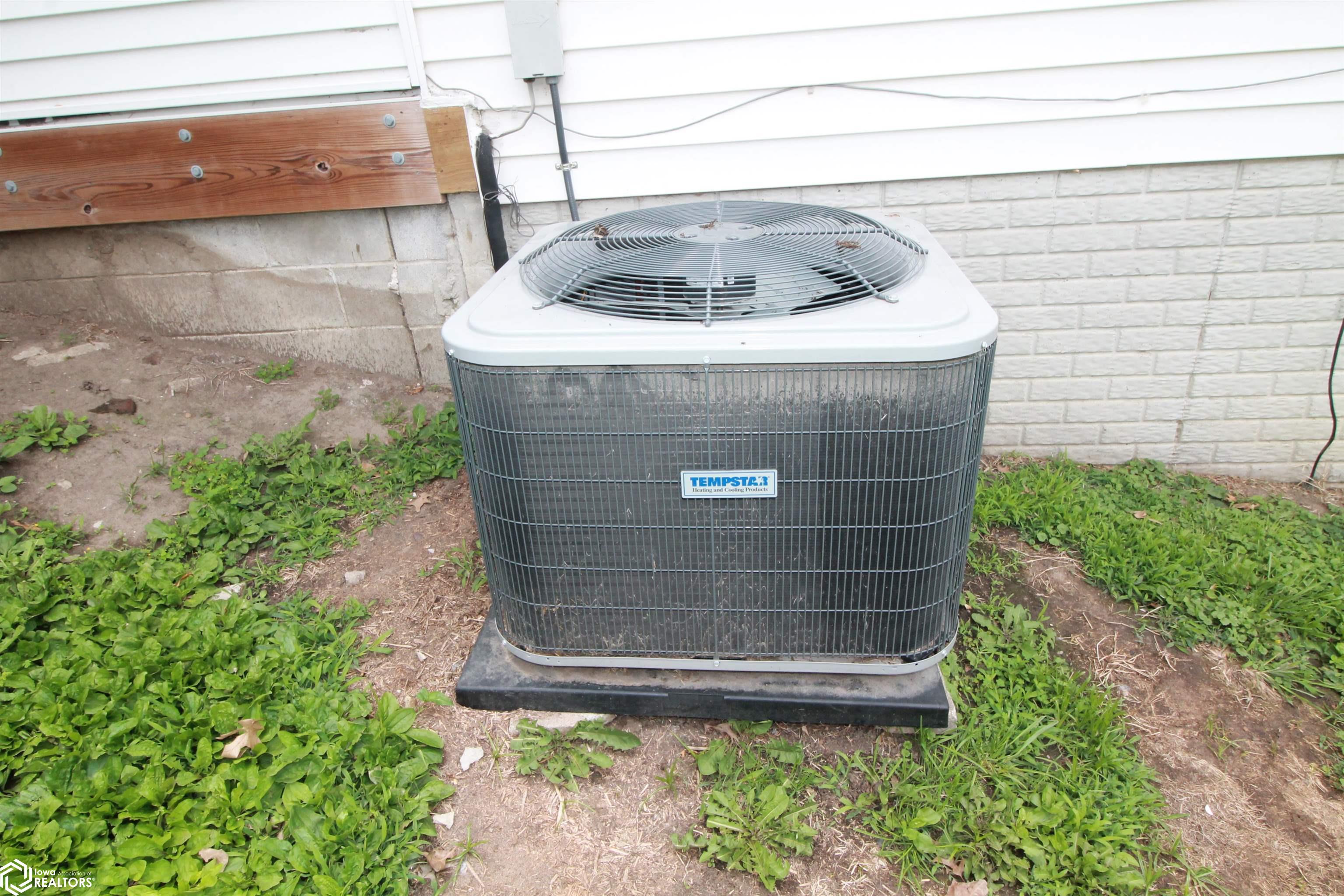 223 W Division Street, Clarinda, Iowa image 30