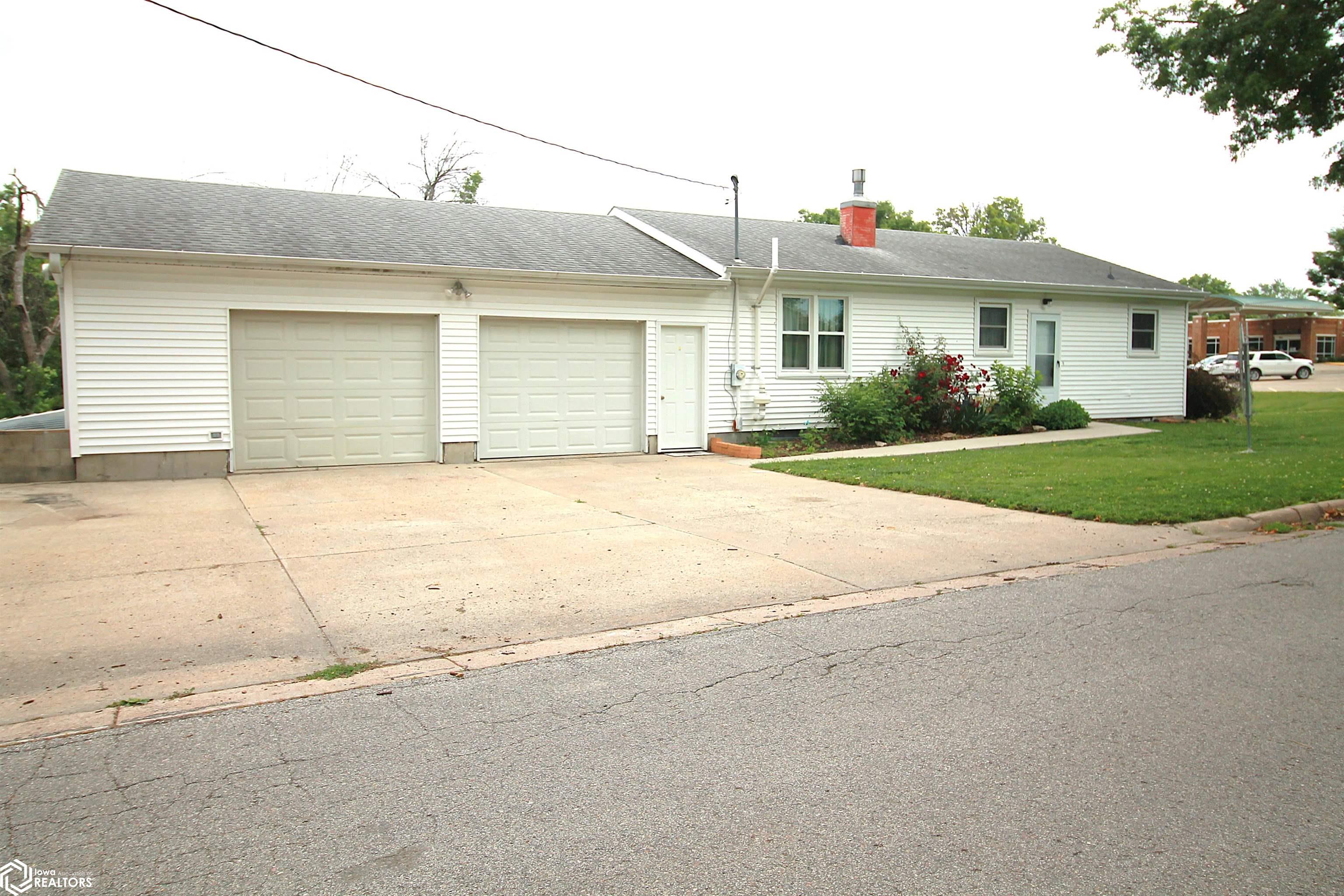 223 W Division Street, Clarinda, Iowa image 33