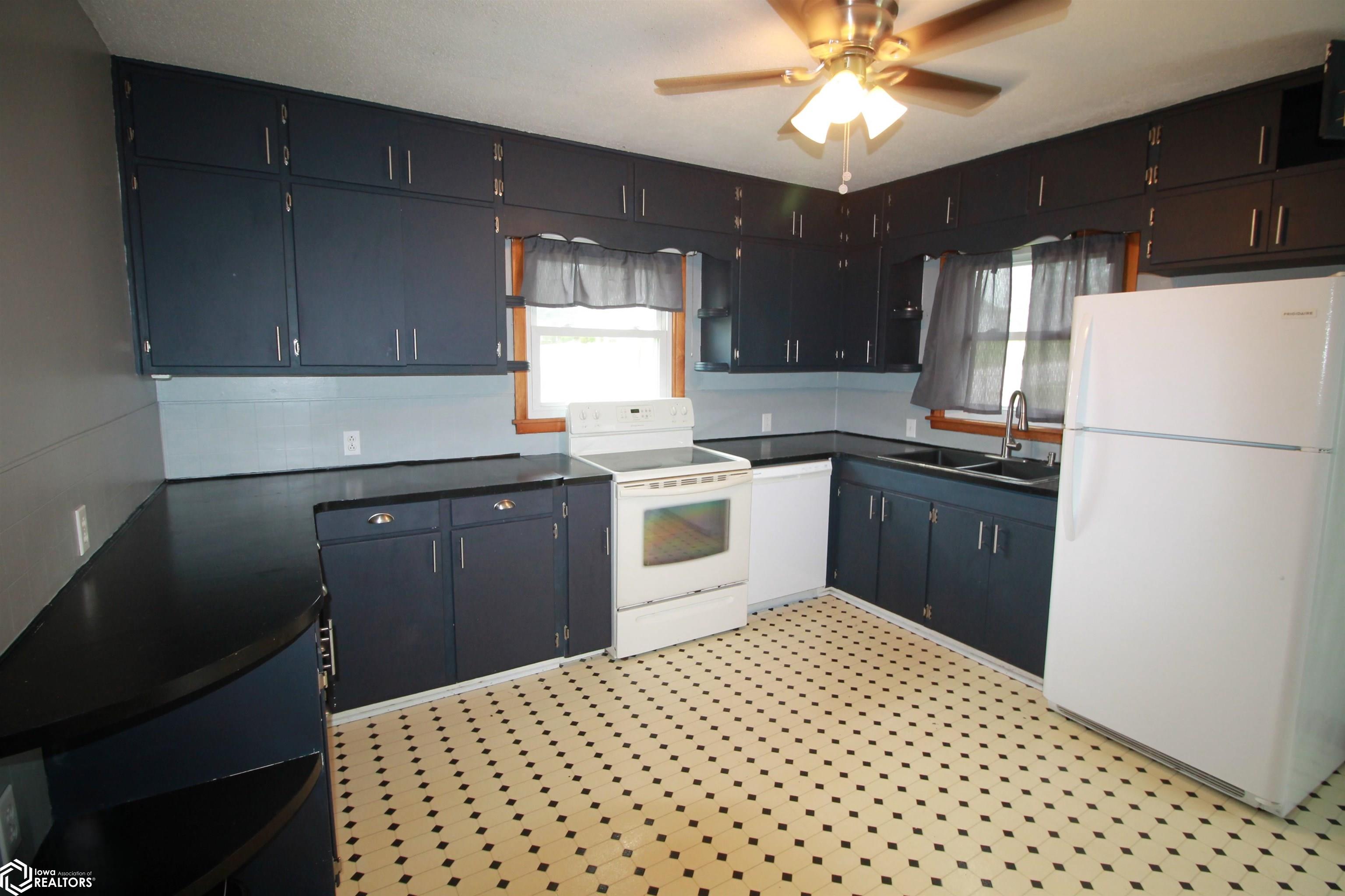 223 W Division Street, Clarinda, Iowa image 7