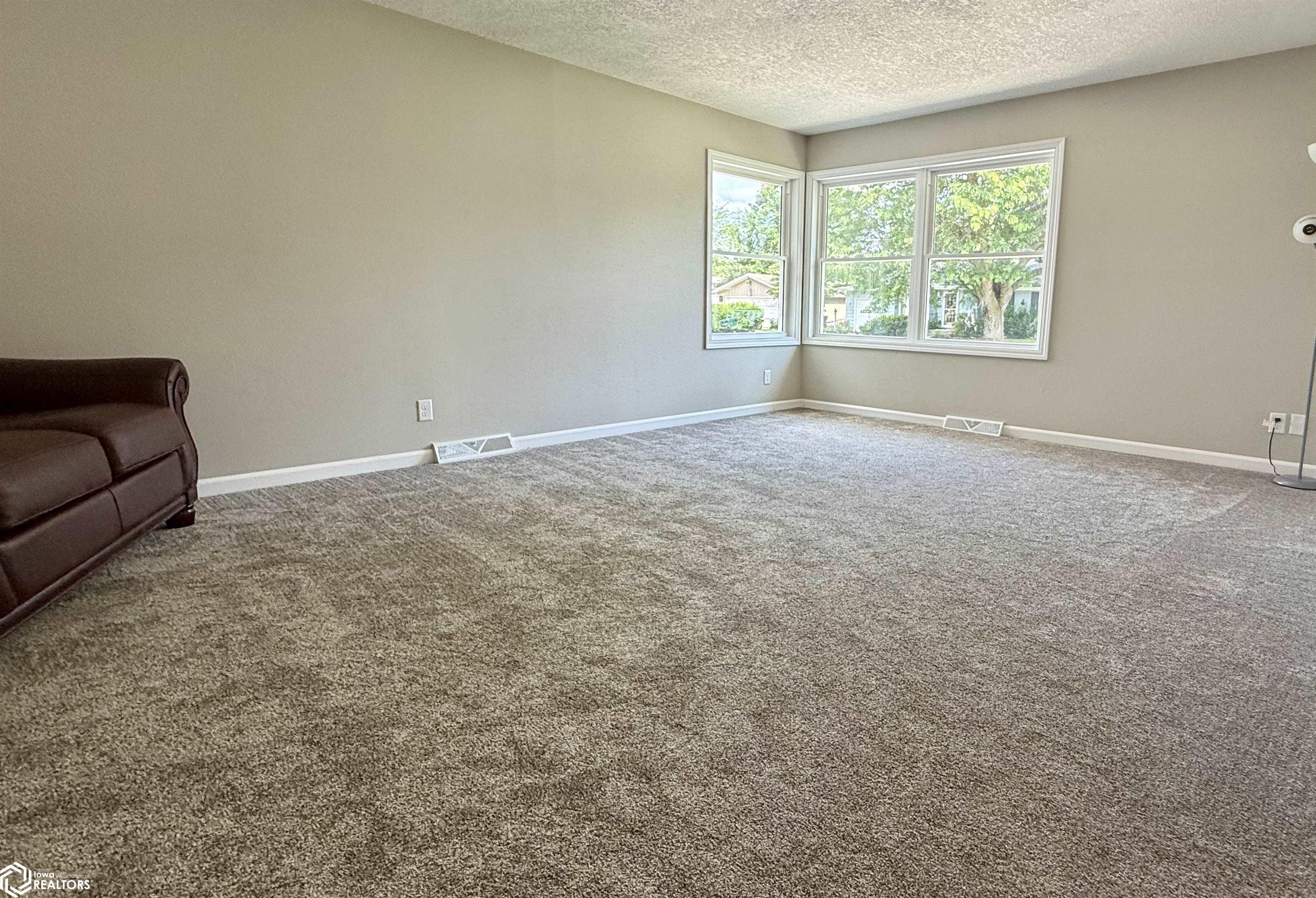 707 Rushview Drive, Jefferson, Iowa image 6
