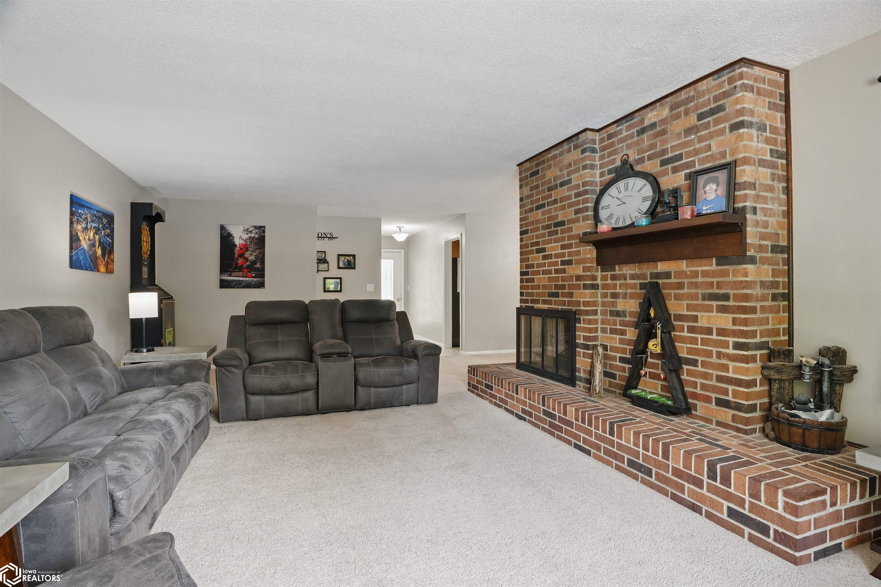 12002 Sylvan Heights Road, Burlington, Iowa image 9