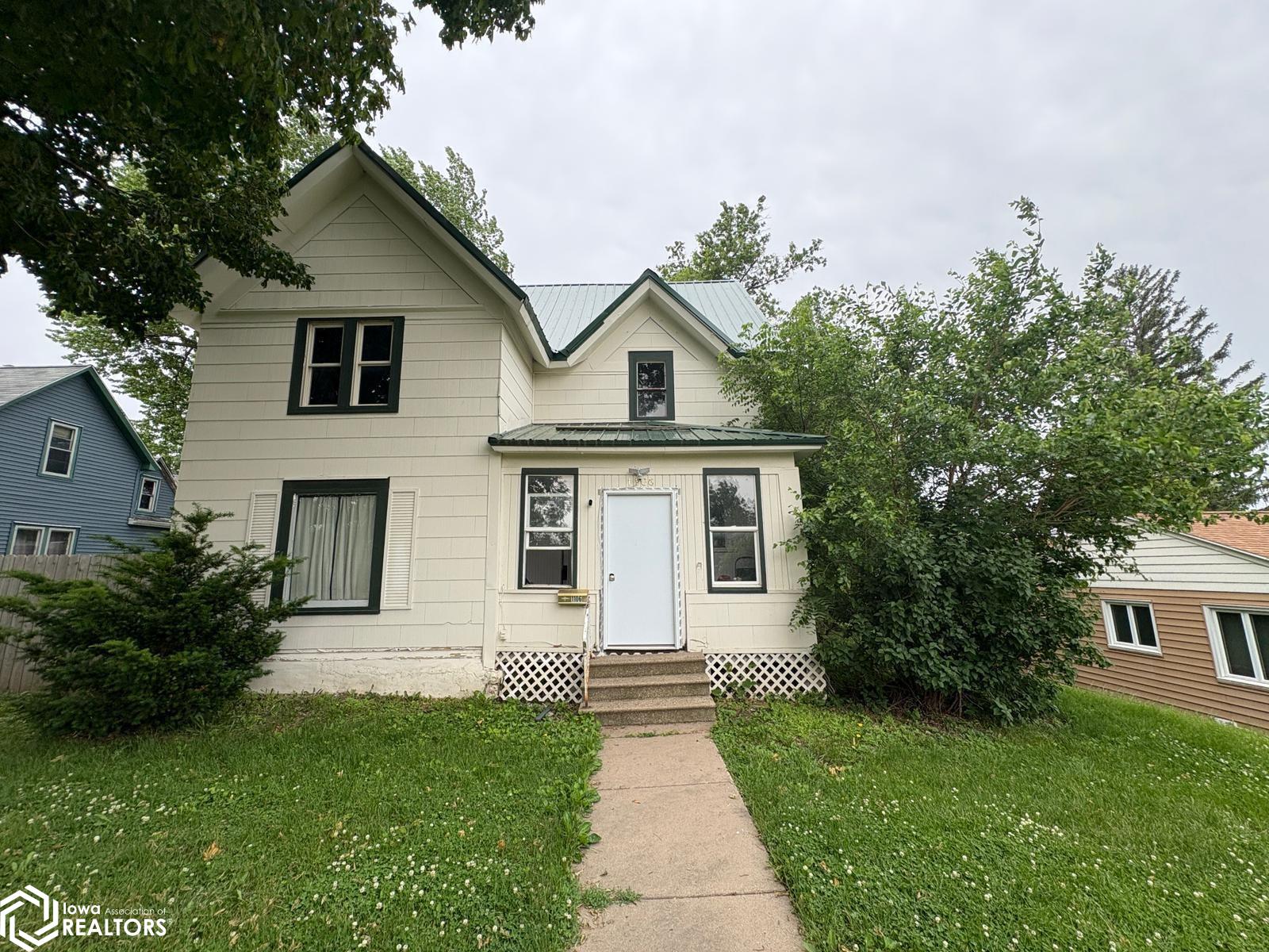 1106 Summit Street, Marshalltown, Iowa image 1