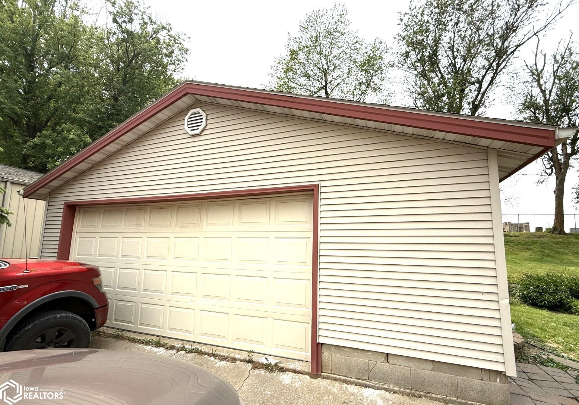 609 N 24th Street, Denison, Iowa image 11