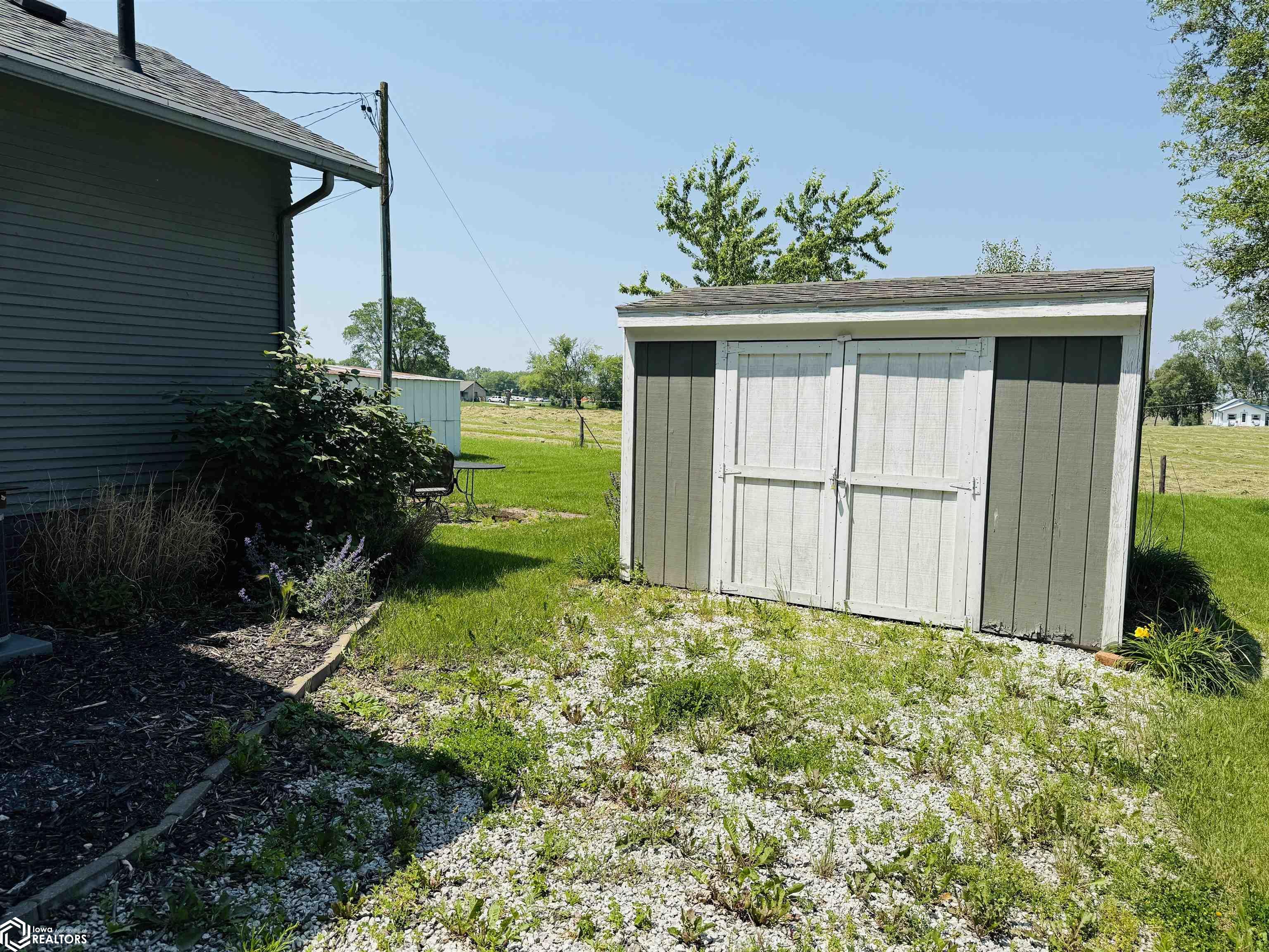 1315 E Howard, Creston, Iowa image 20