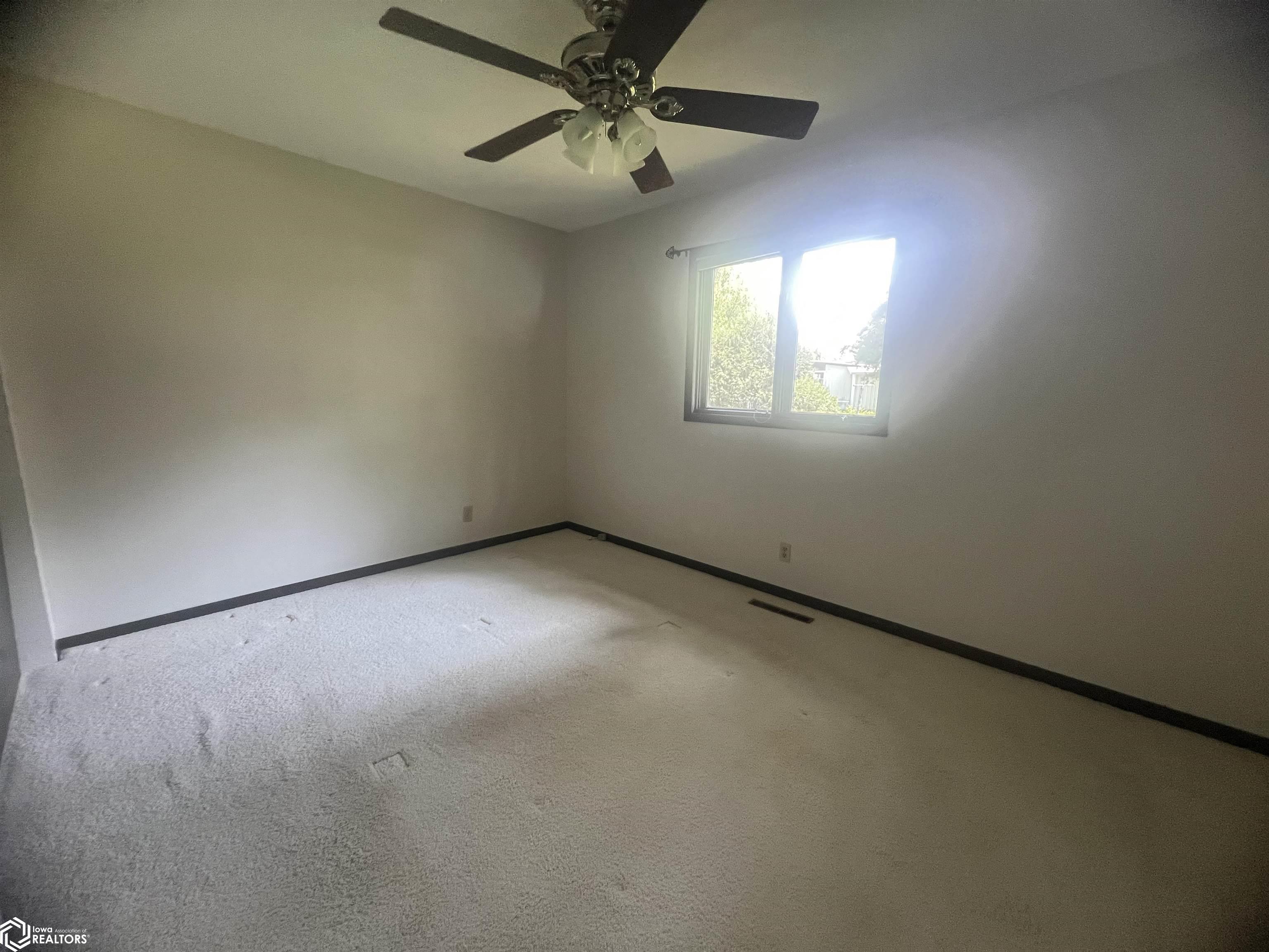 1608 Elmhurst Avenue, Humboldt, Iowa image 16