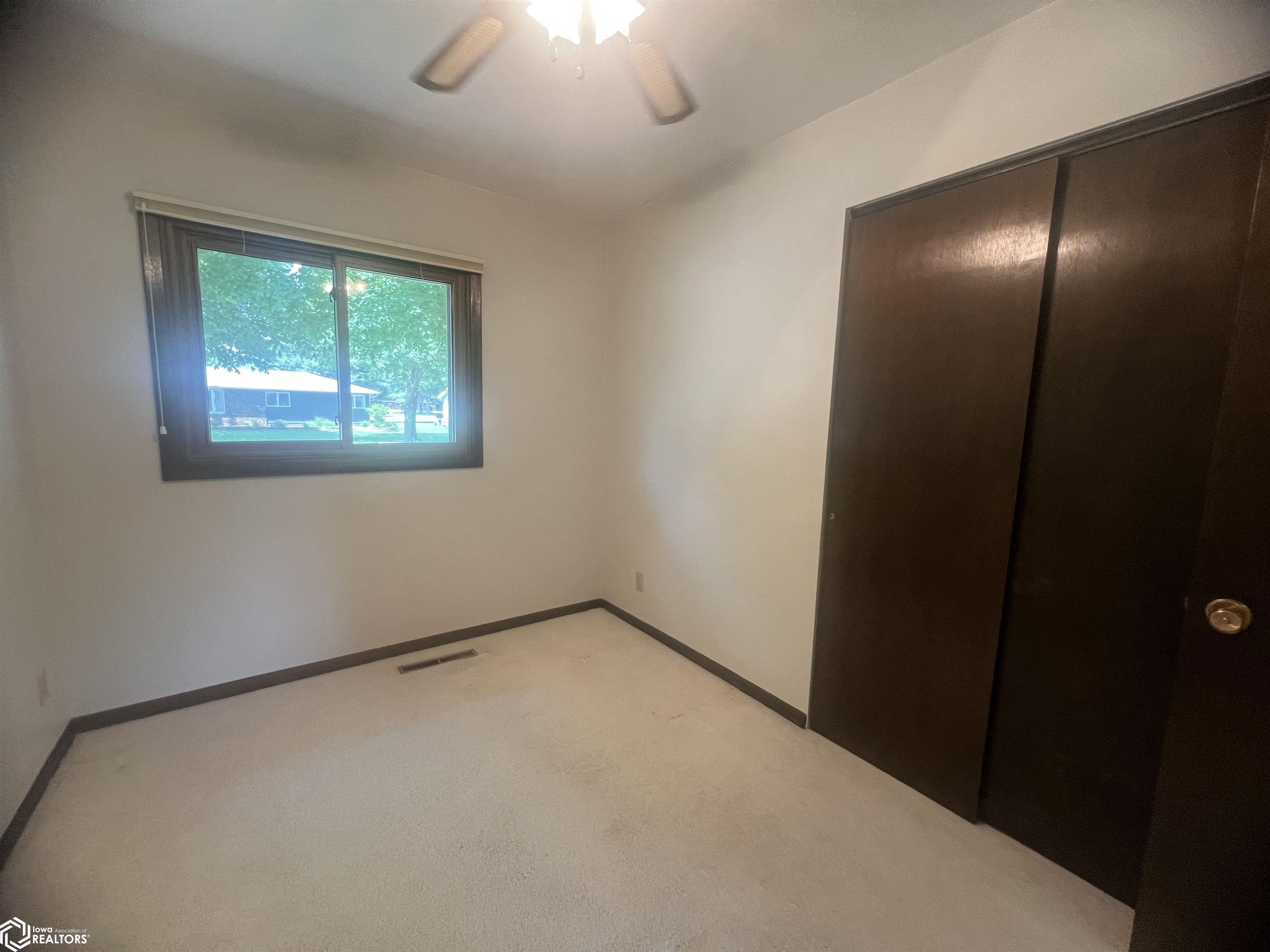 1608 Elmhurst Avenue, Humboldt, Iowa image 17