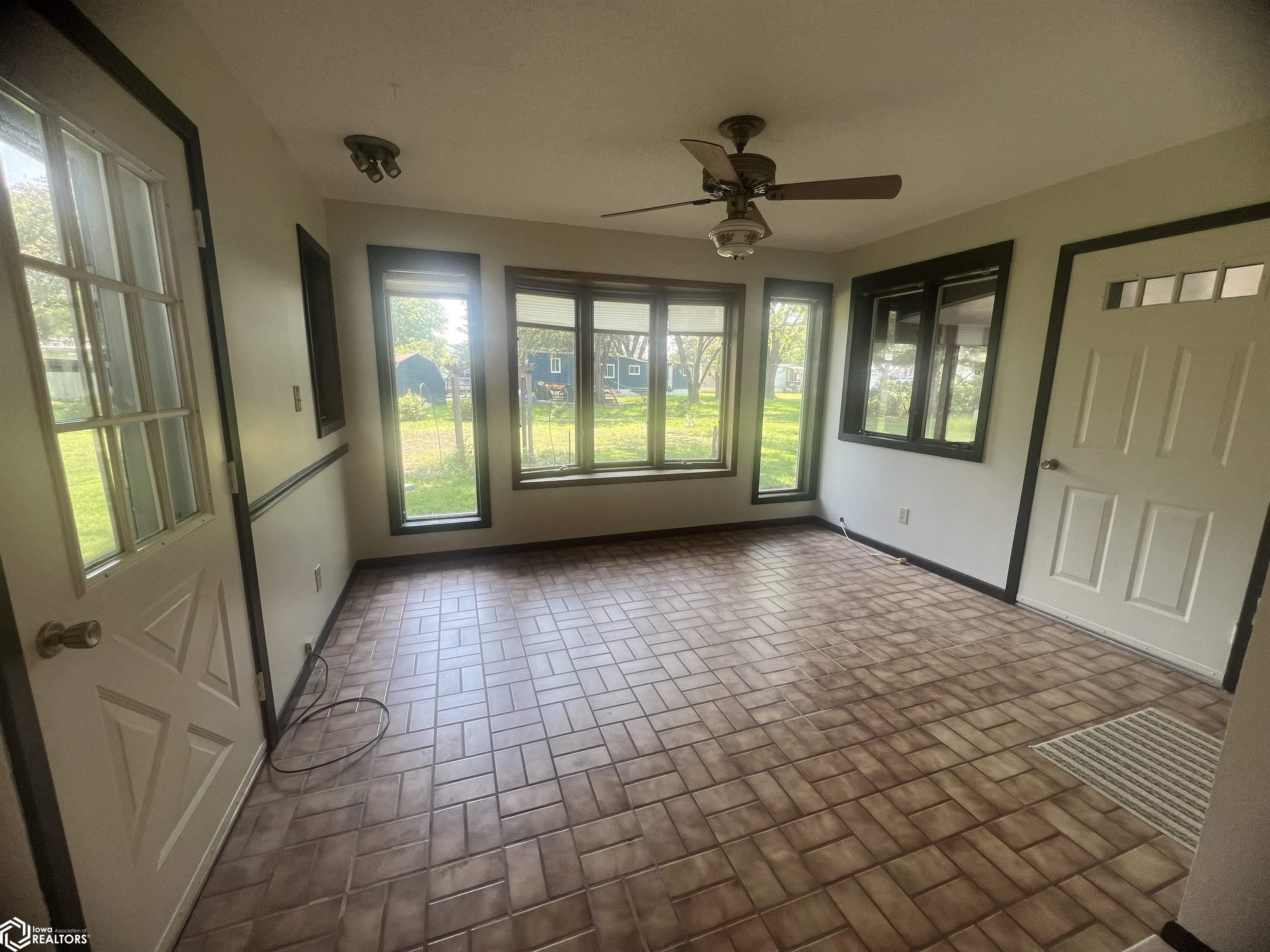 1608 Elmhurst Avenue, Humboldt, Iowa image 6