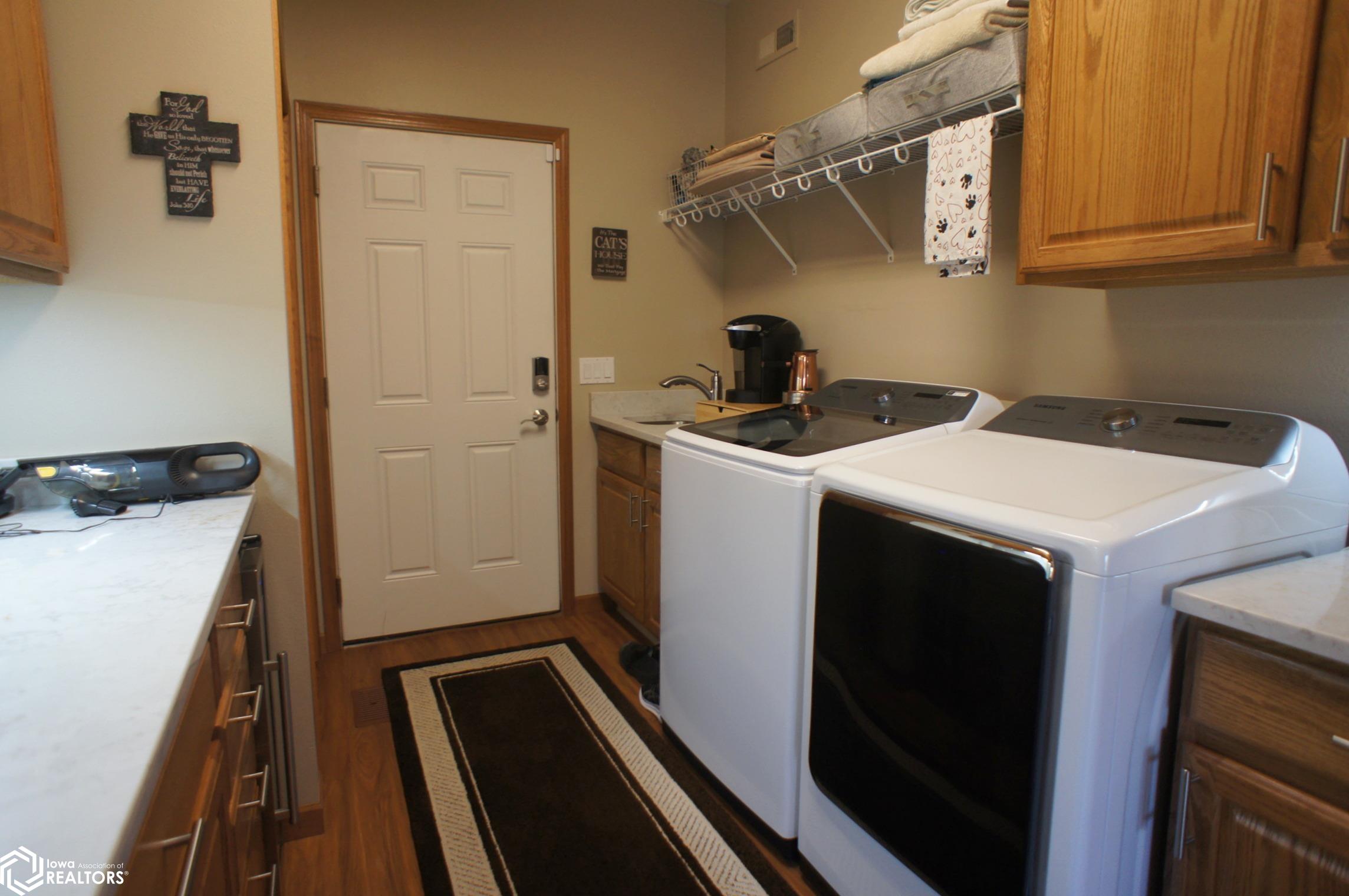 2504 Delaware Drive, Webster City, Iowa image 15