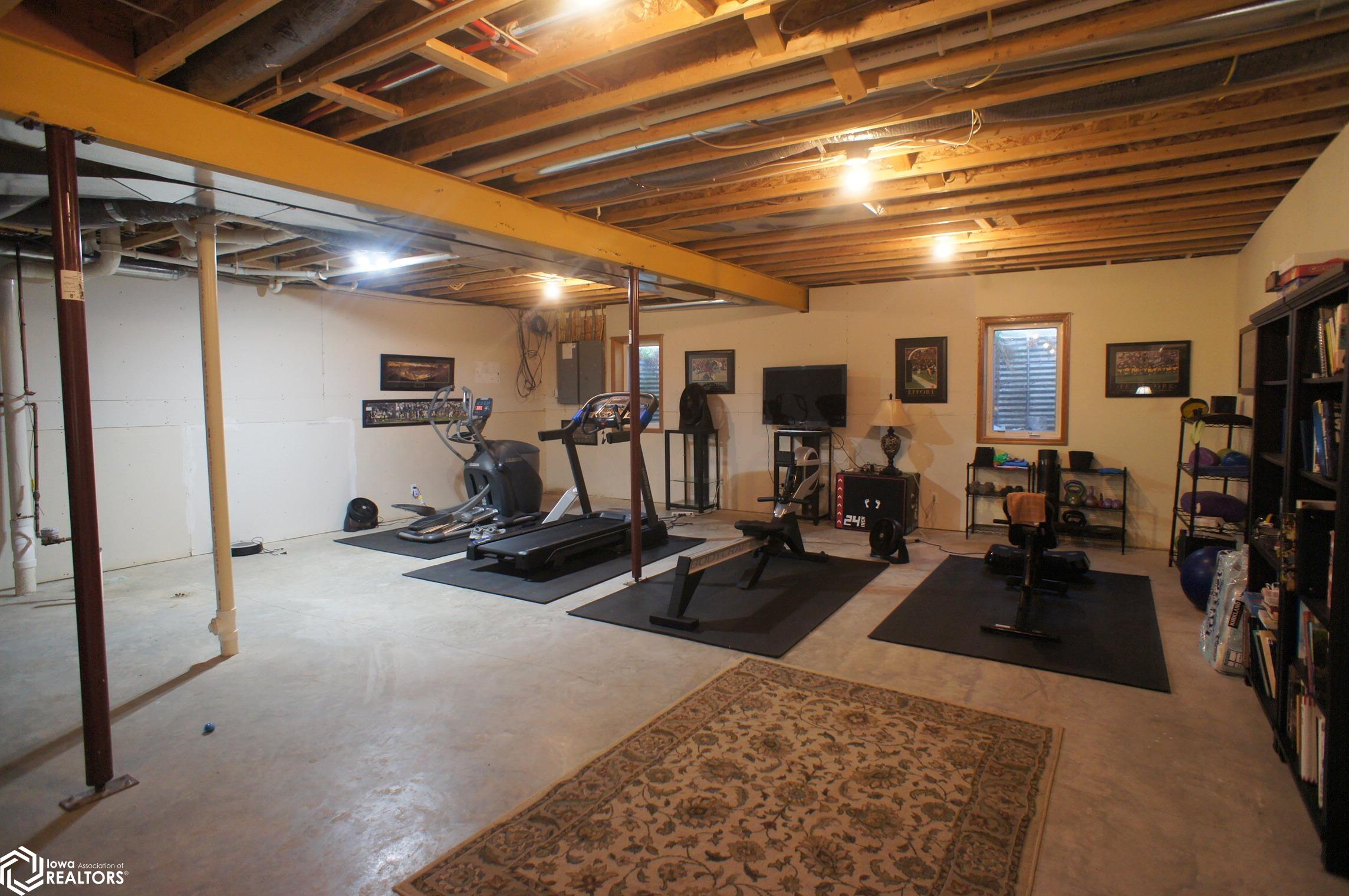 2504 Delaware Drive, Webster City, Iowa image 19