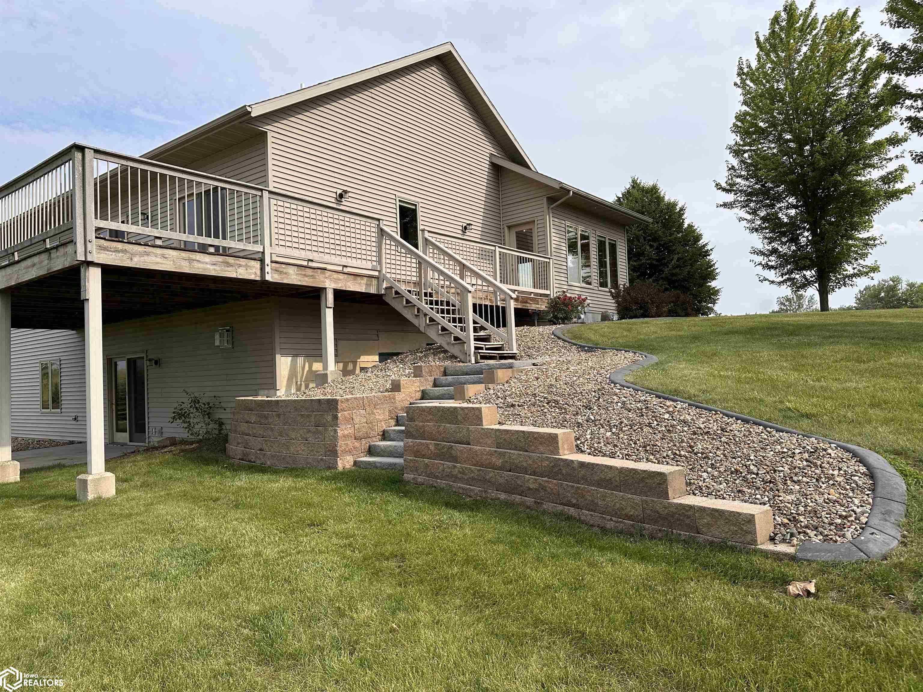 106 E Deaton Drive, Wayland, Iowa image 5