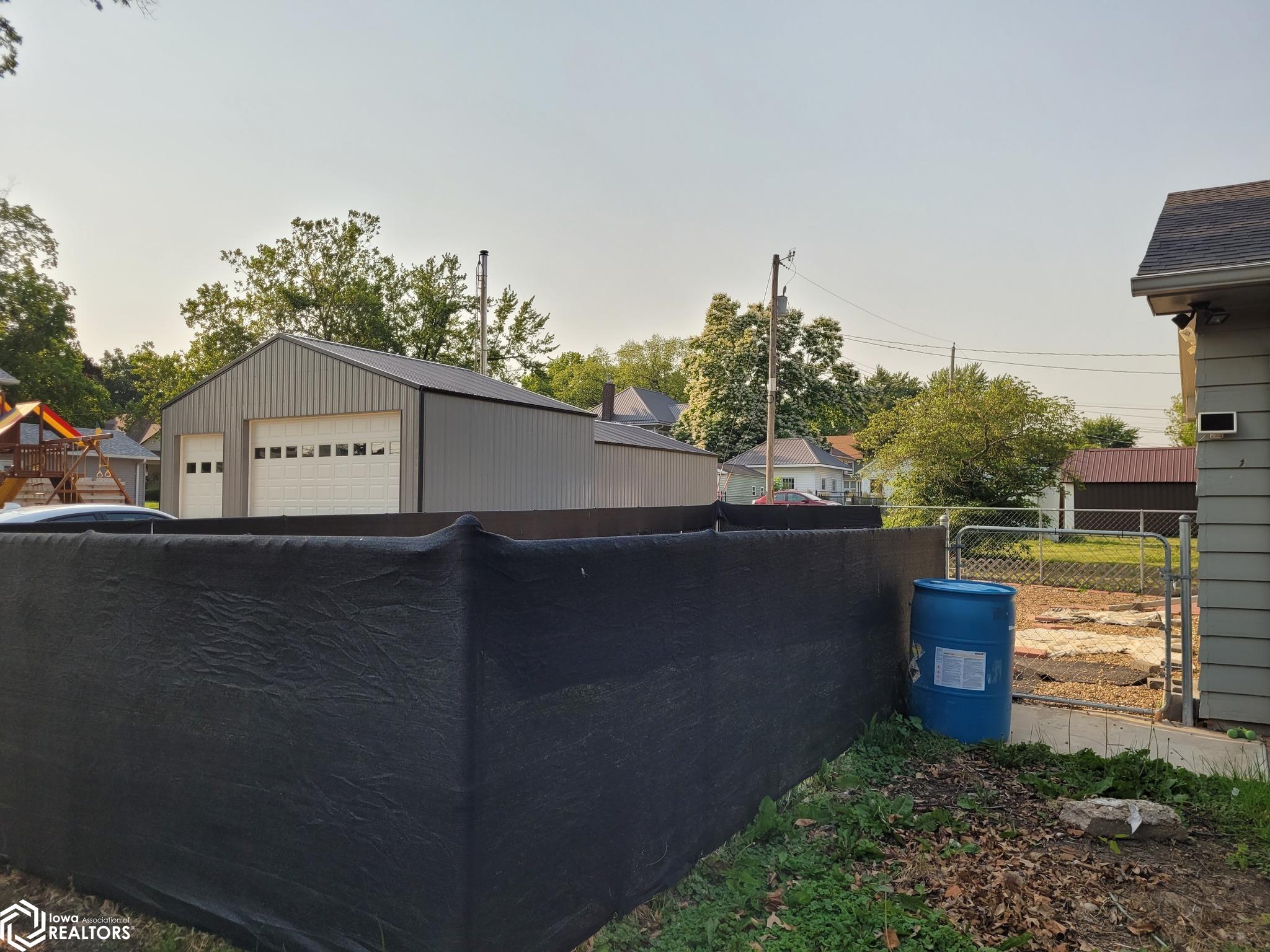 318 E Pleasant Valley Street, Sigourney, Iowa image 12