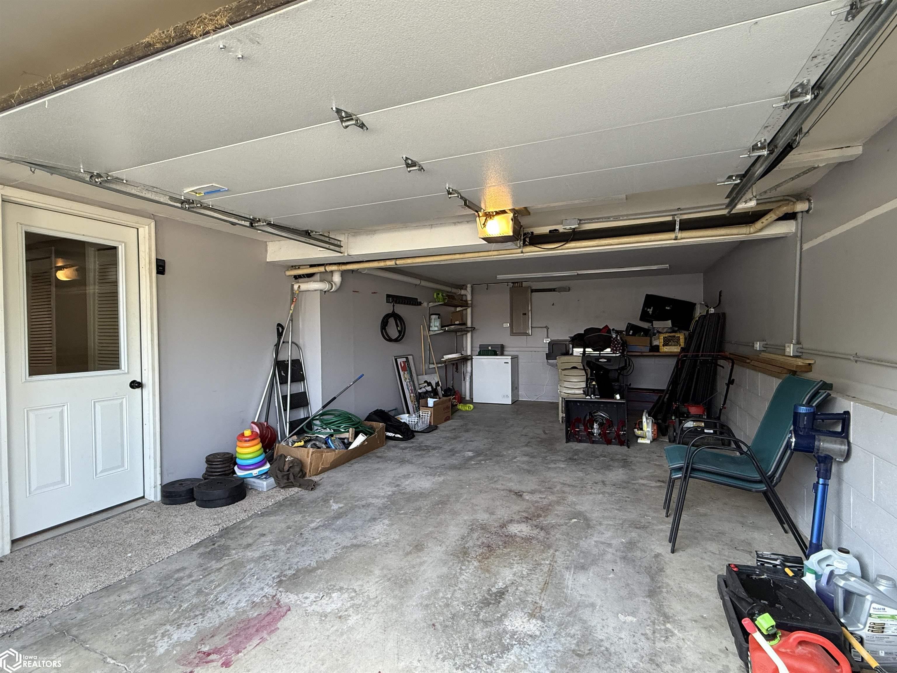 911 Broadway Street, Audubon, Iowa image 36