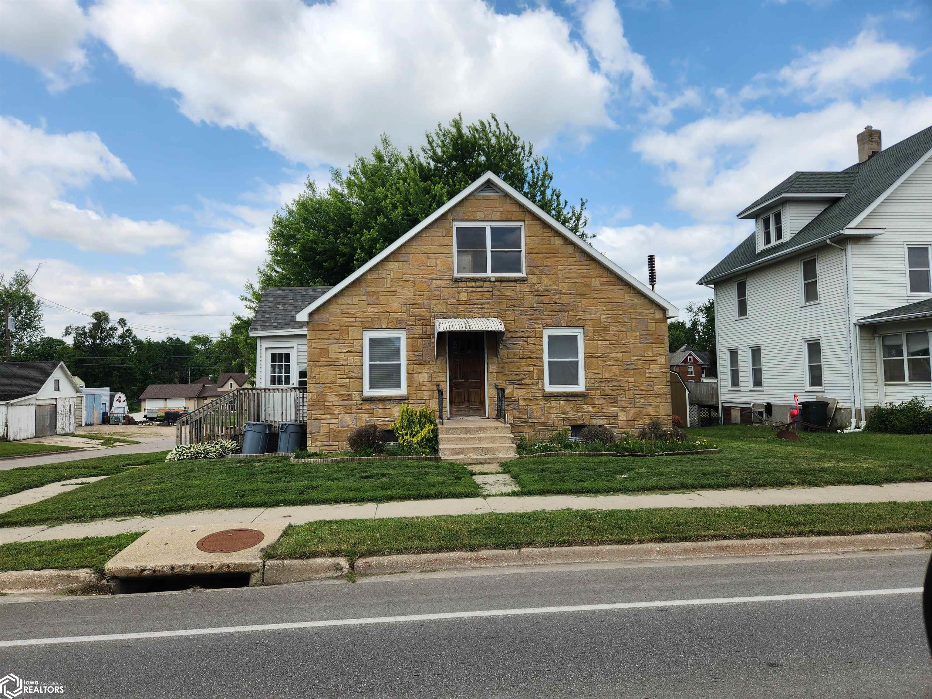 801 State Street, Tama, Iowa image 13