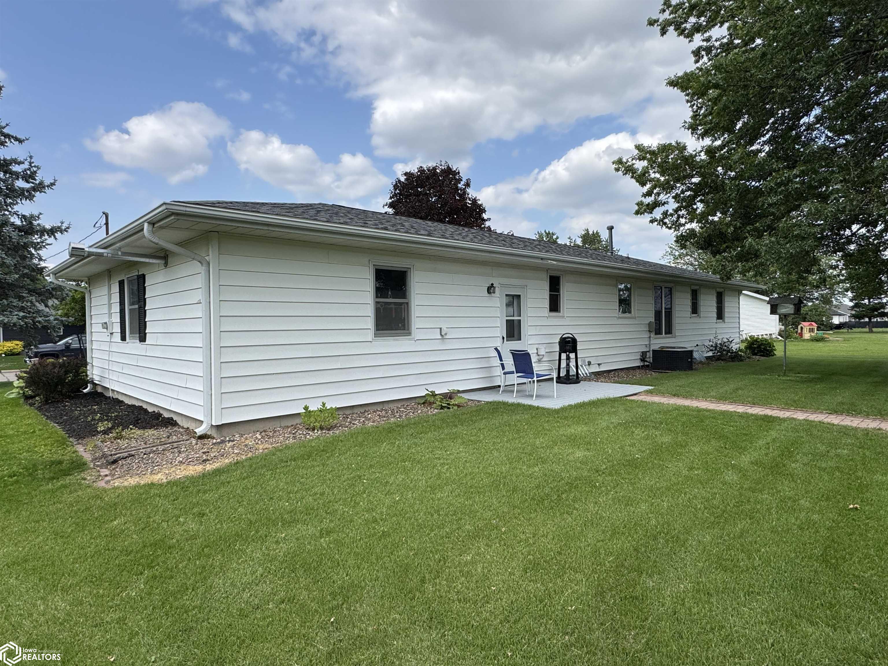 125 Centennial Drive, Mediapolis, Iowa image 14