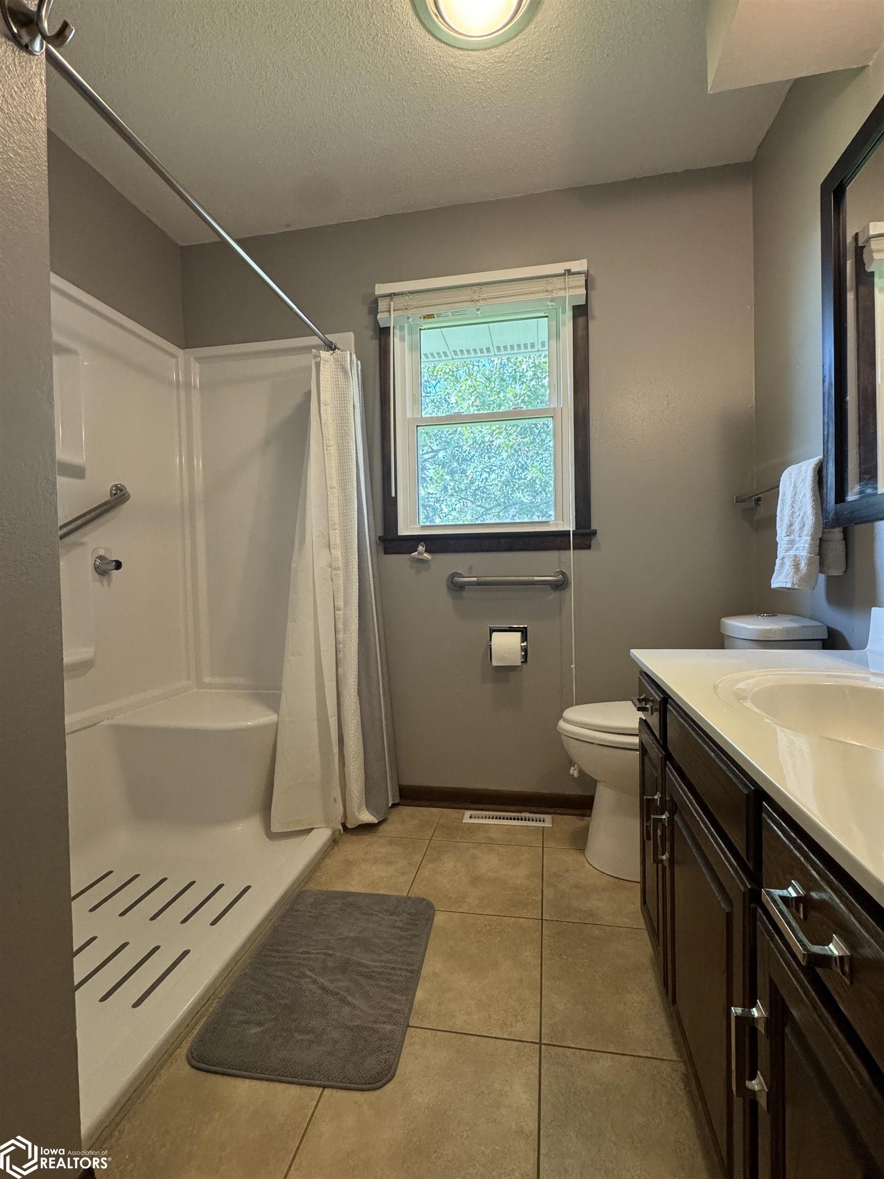 125 Centennial Drive, Mediapolis, Iowa image 30