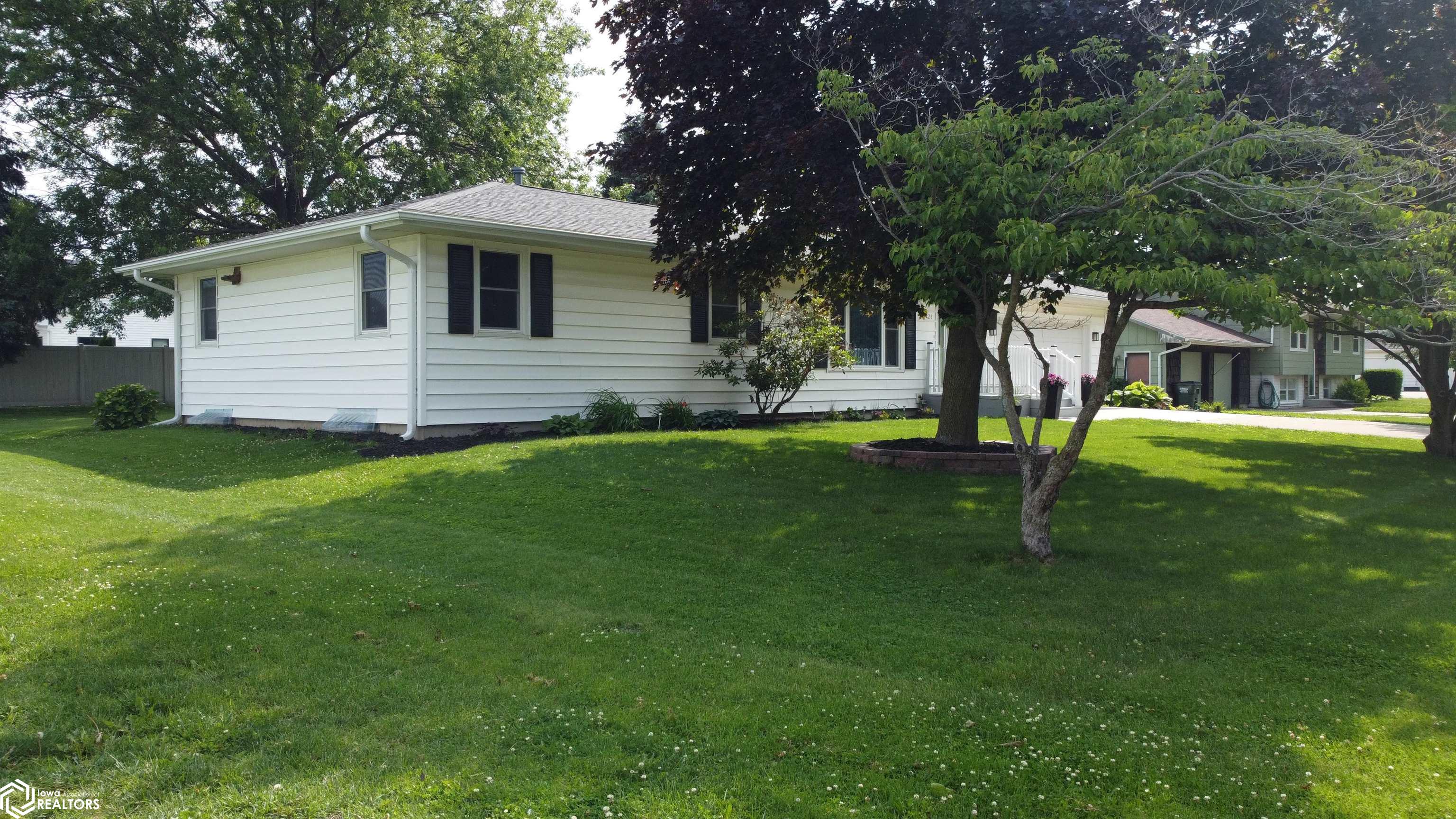 125 Centennial Drive, Mediapolis, Iowa image 6