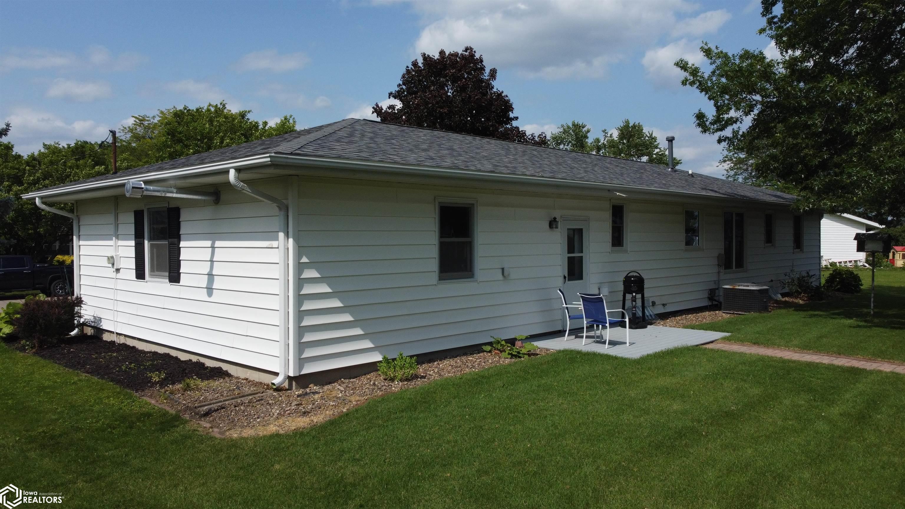 125 Centennial Drive, Mediapolis, Iowa image 8