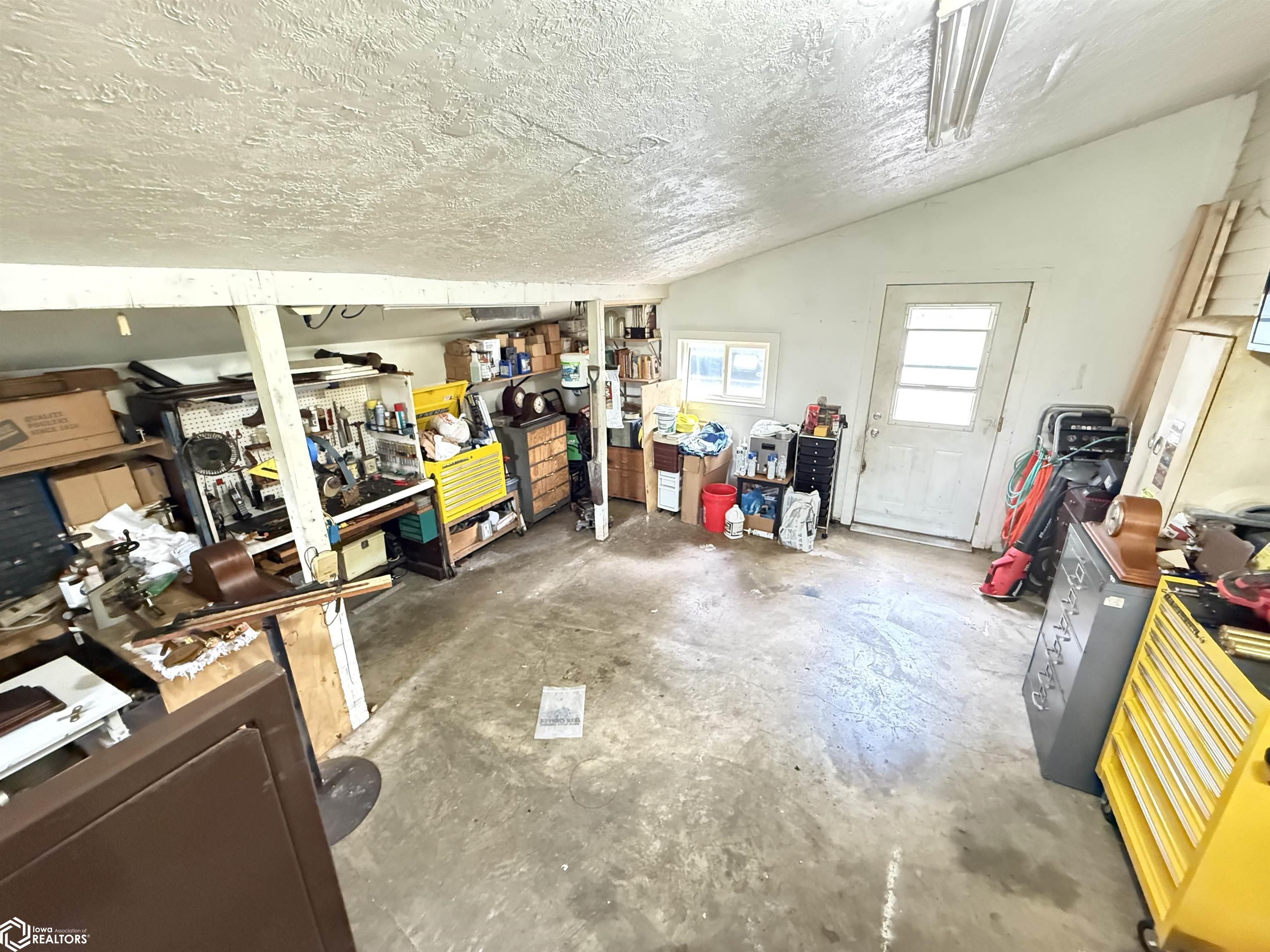 31 Barrett Street, Coulter, Iowa image 11