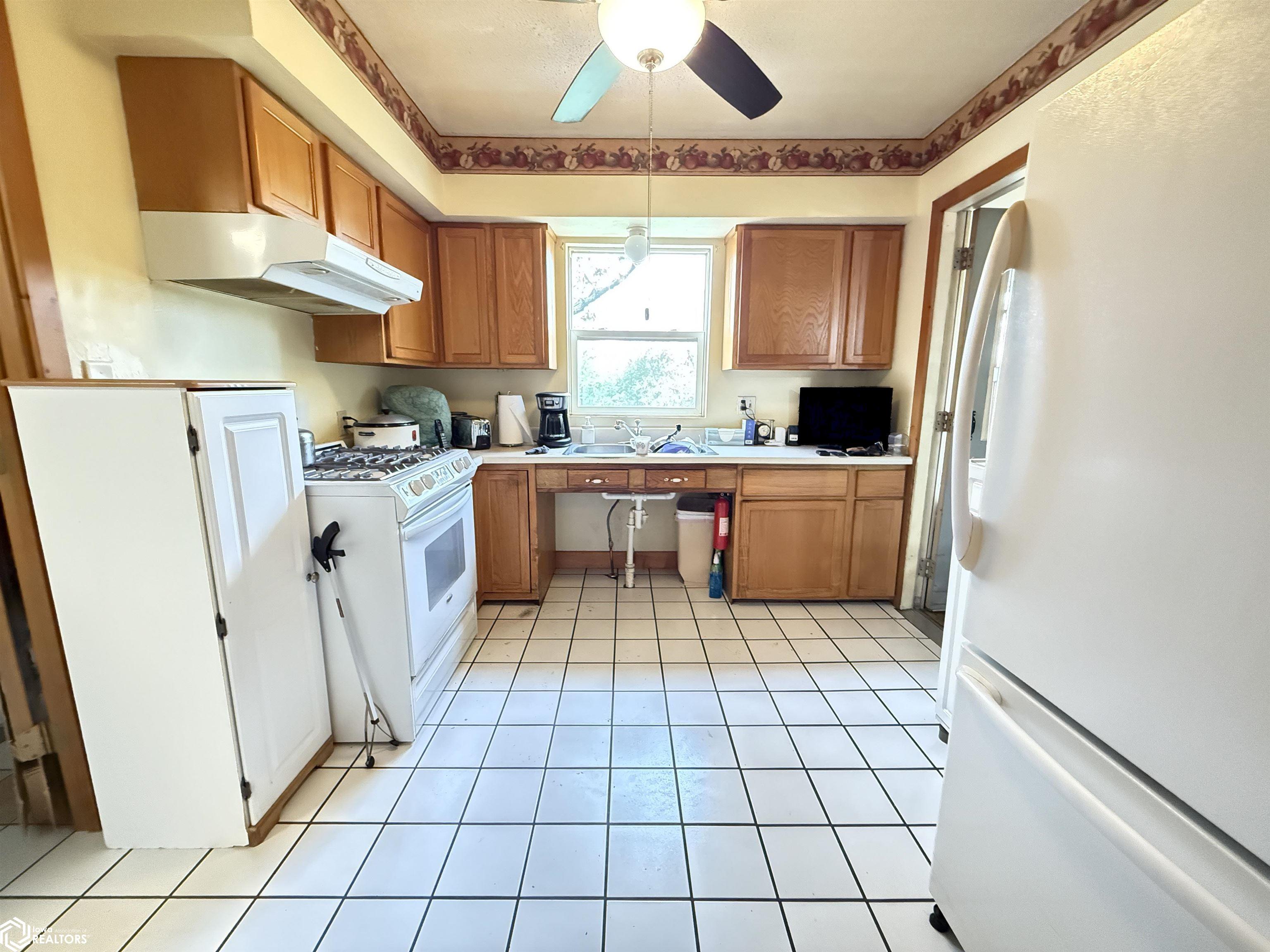 31 Barrett Street, Coulter, Iowa image 6