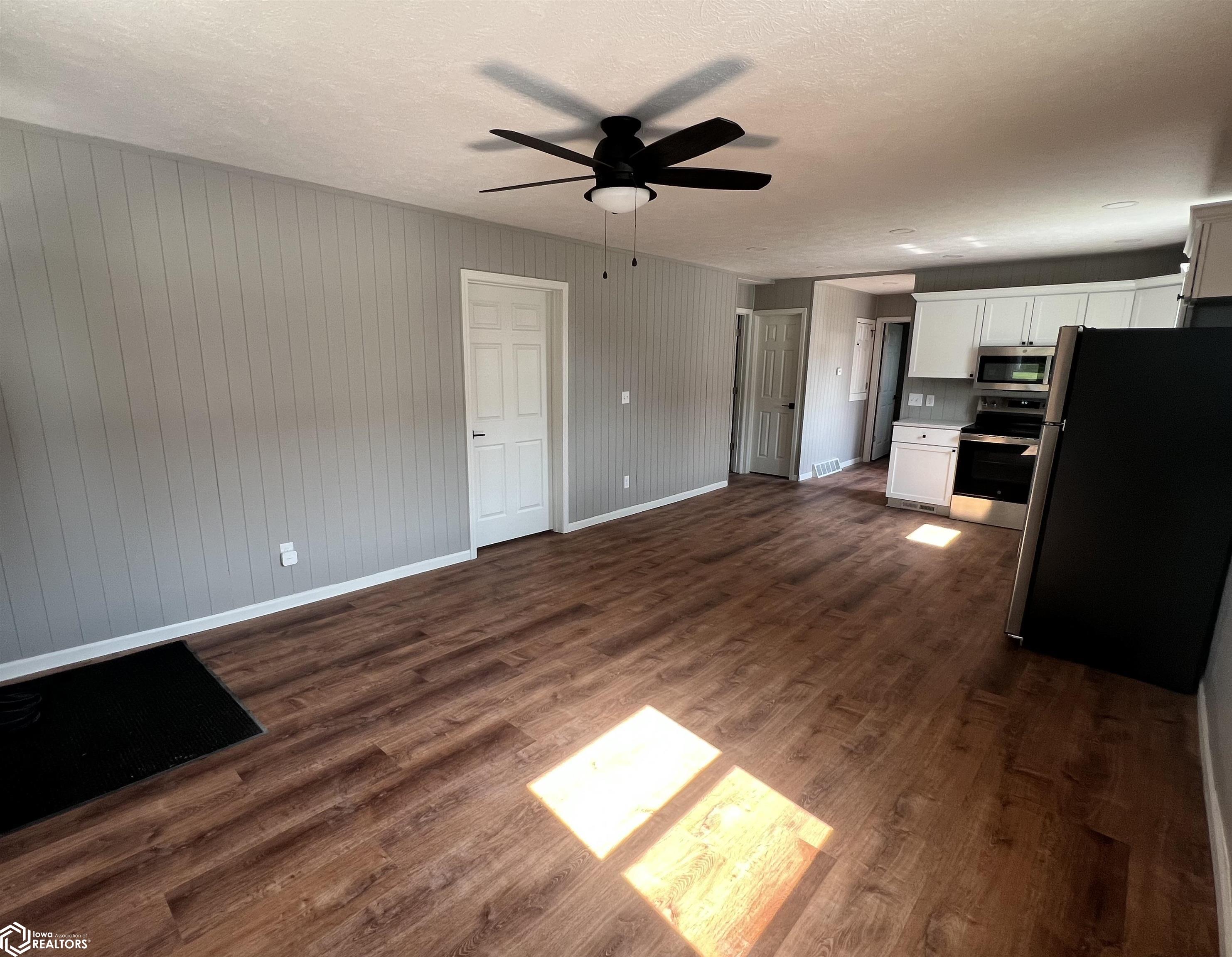 111 W Grant Street, Clarinda, Iowa image 7