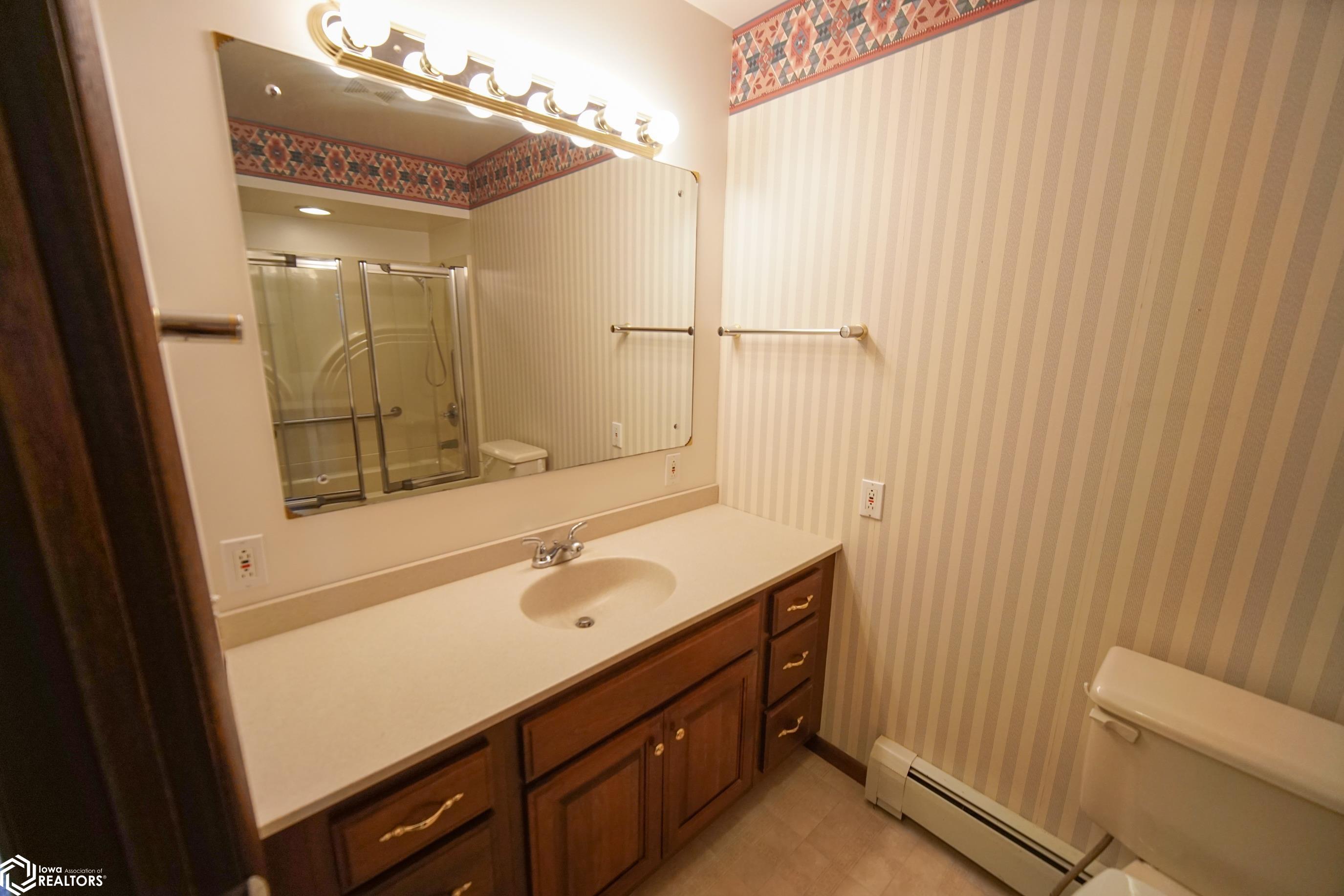 101 Hilltop Drive, Ackley, Iowa image 17