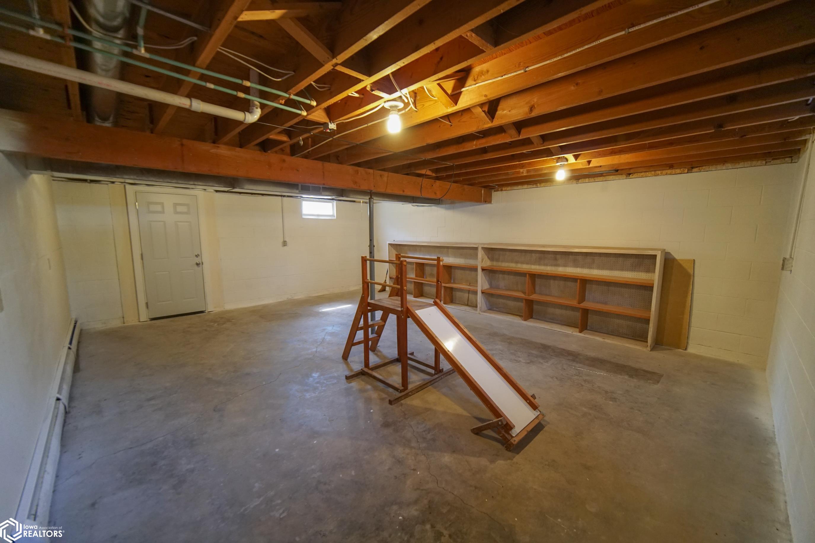 101 Hilltop Drive, Ackley, Iowa image 31