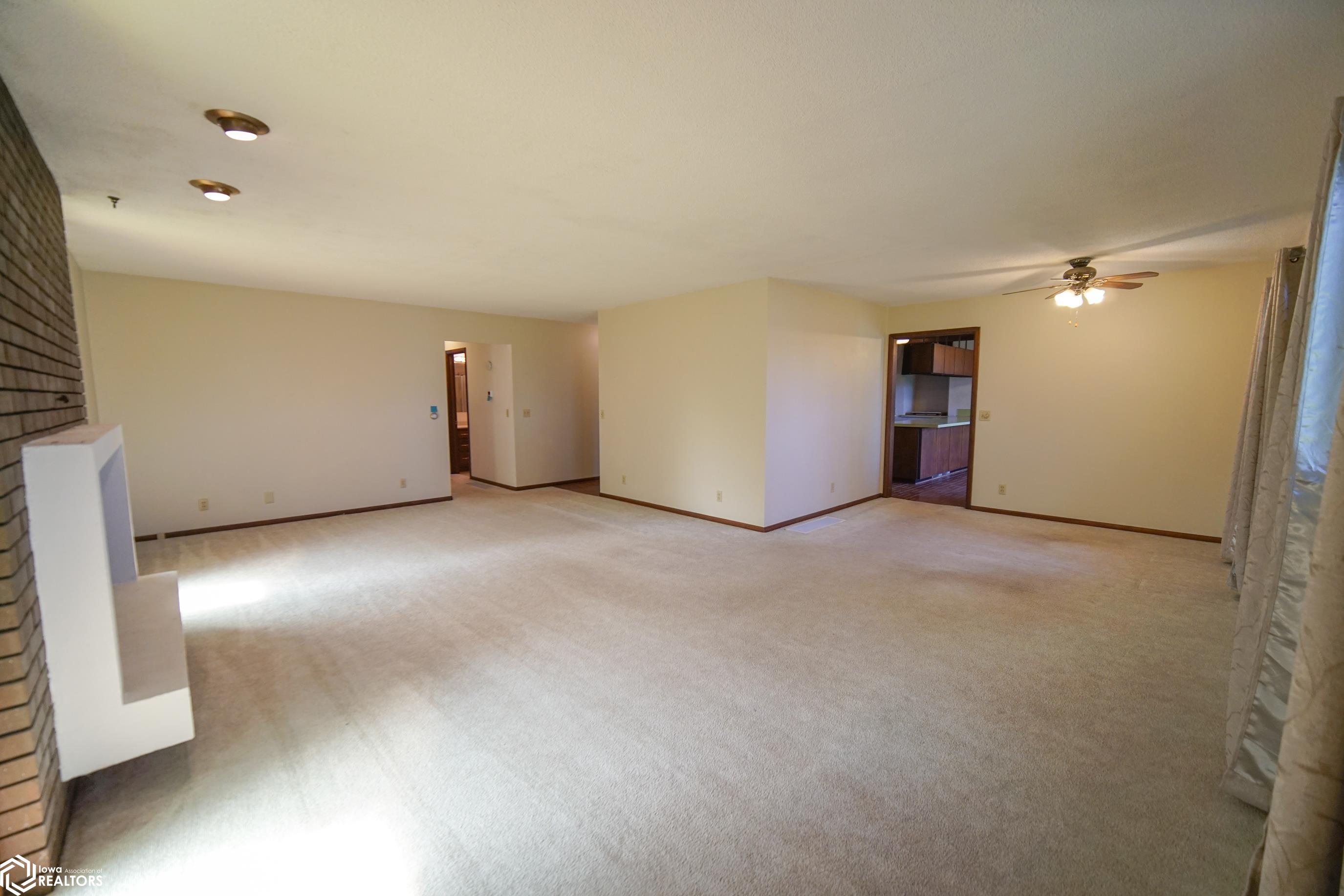 101 Hilltop Drive, Ackley, Iowa image 8