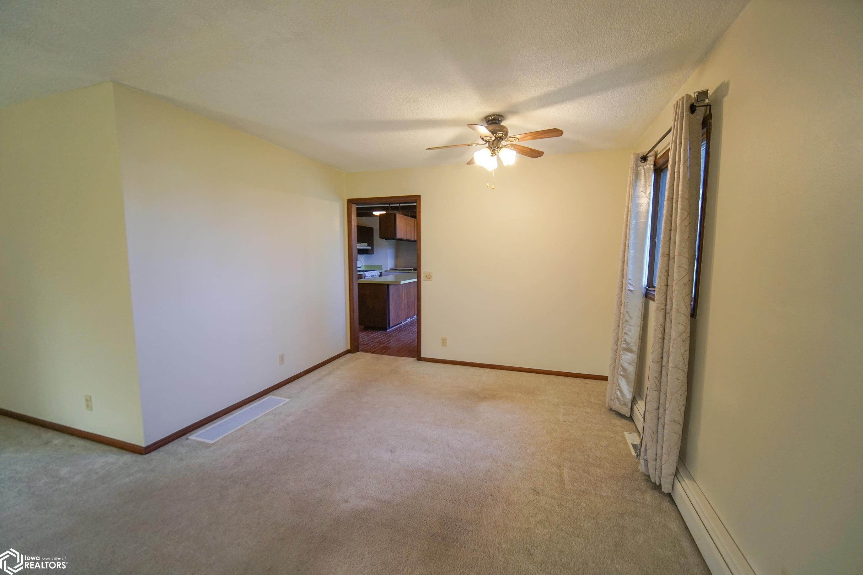 101 Hilltop Drive, Ackley, Iowa image 9