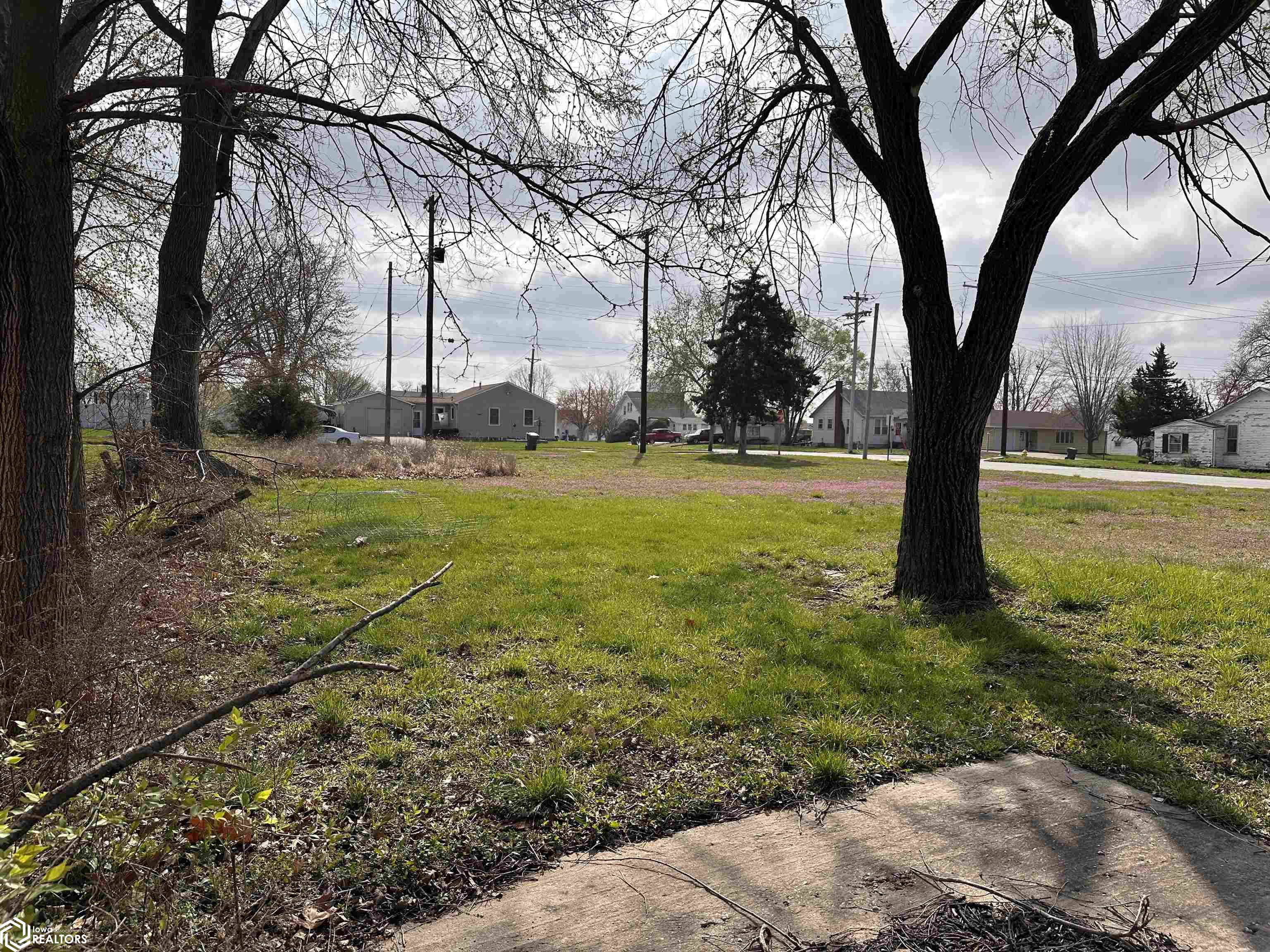 418 Johnson Street Road, Keokuk, Iowa image 3
