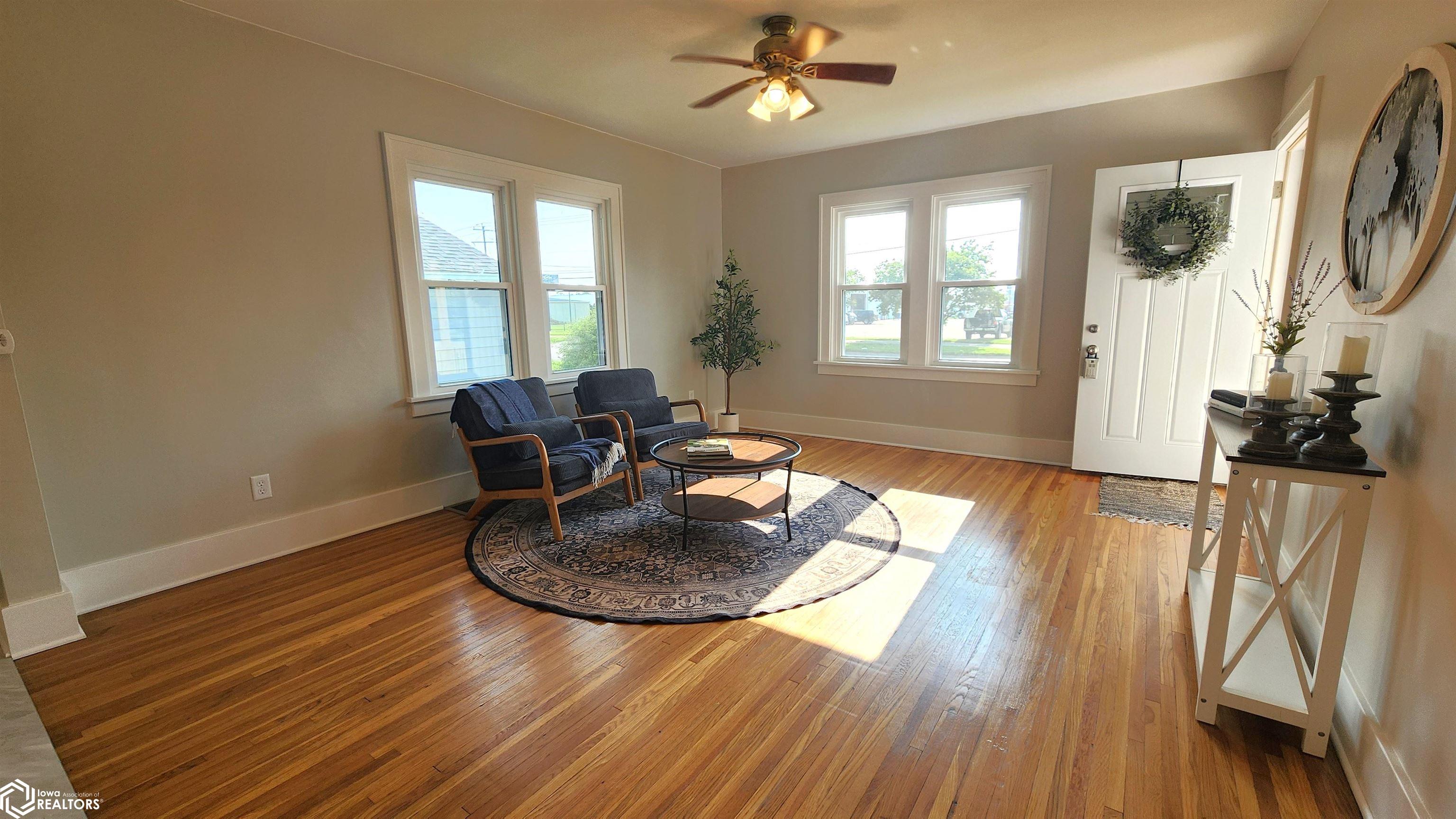 1526 S Taft Avenue, Mason City, Iowa image 3