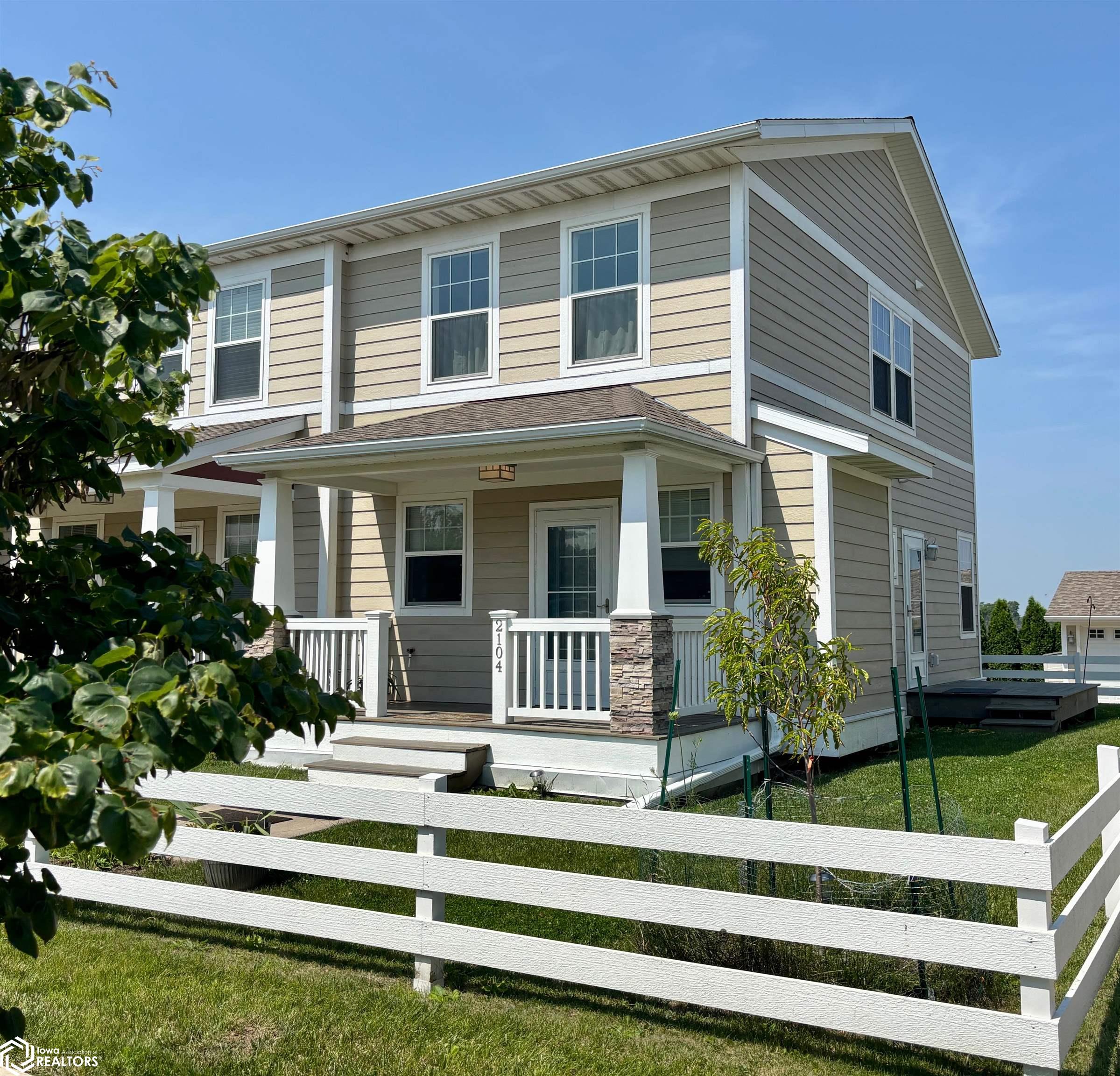 2104 Jade Lane, Fairfield, Iowa image 1