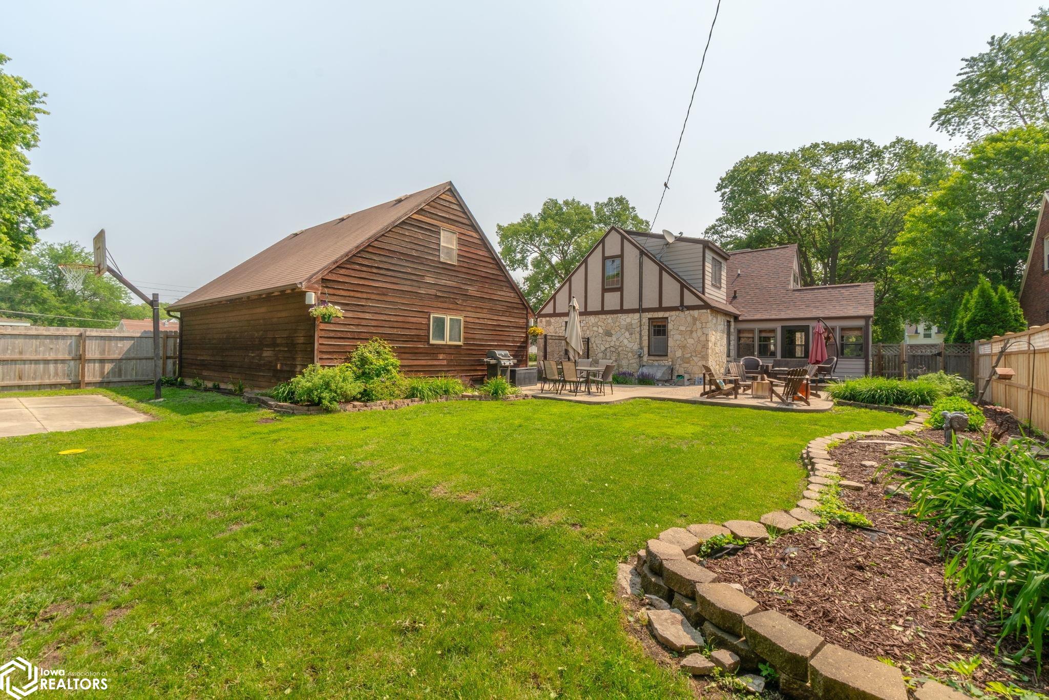 410 S Vermont Avenue, Mason City, Iowa image 33