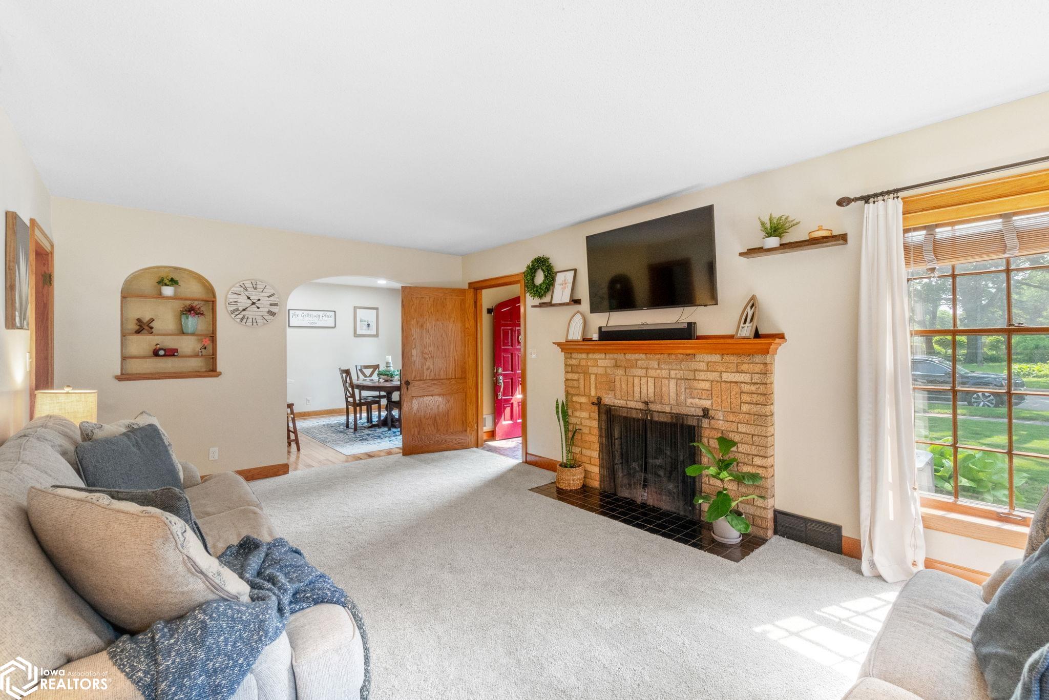 410 S Vermont Avenue, Mason City, Iowa image 9