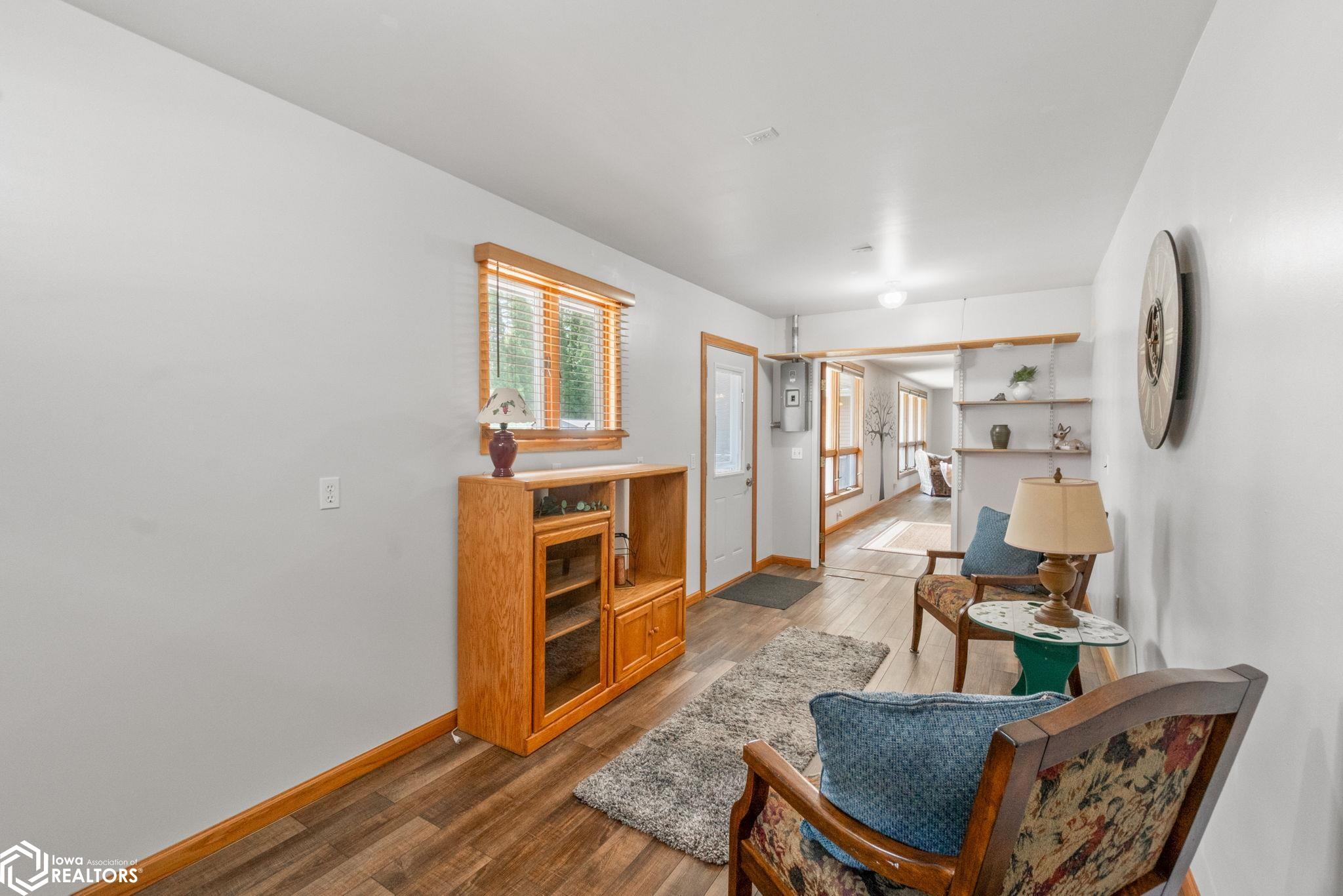 296 Willowbrook Drive, Mason City, Iowa image 25