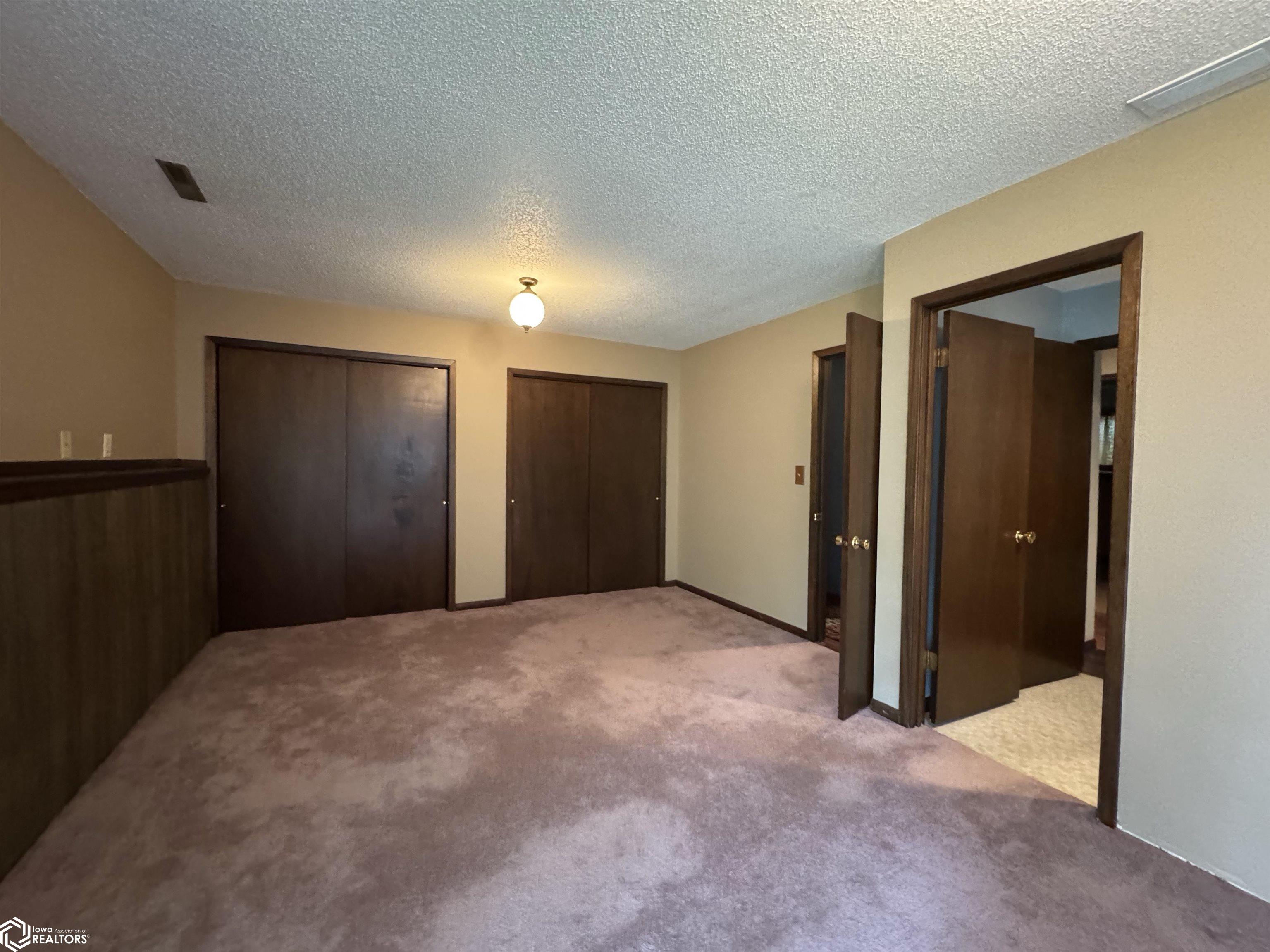 1009 S 15th Street, Clear Lake, Iowa image 11
