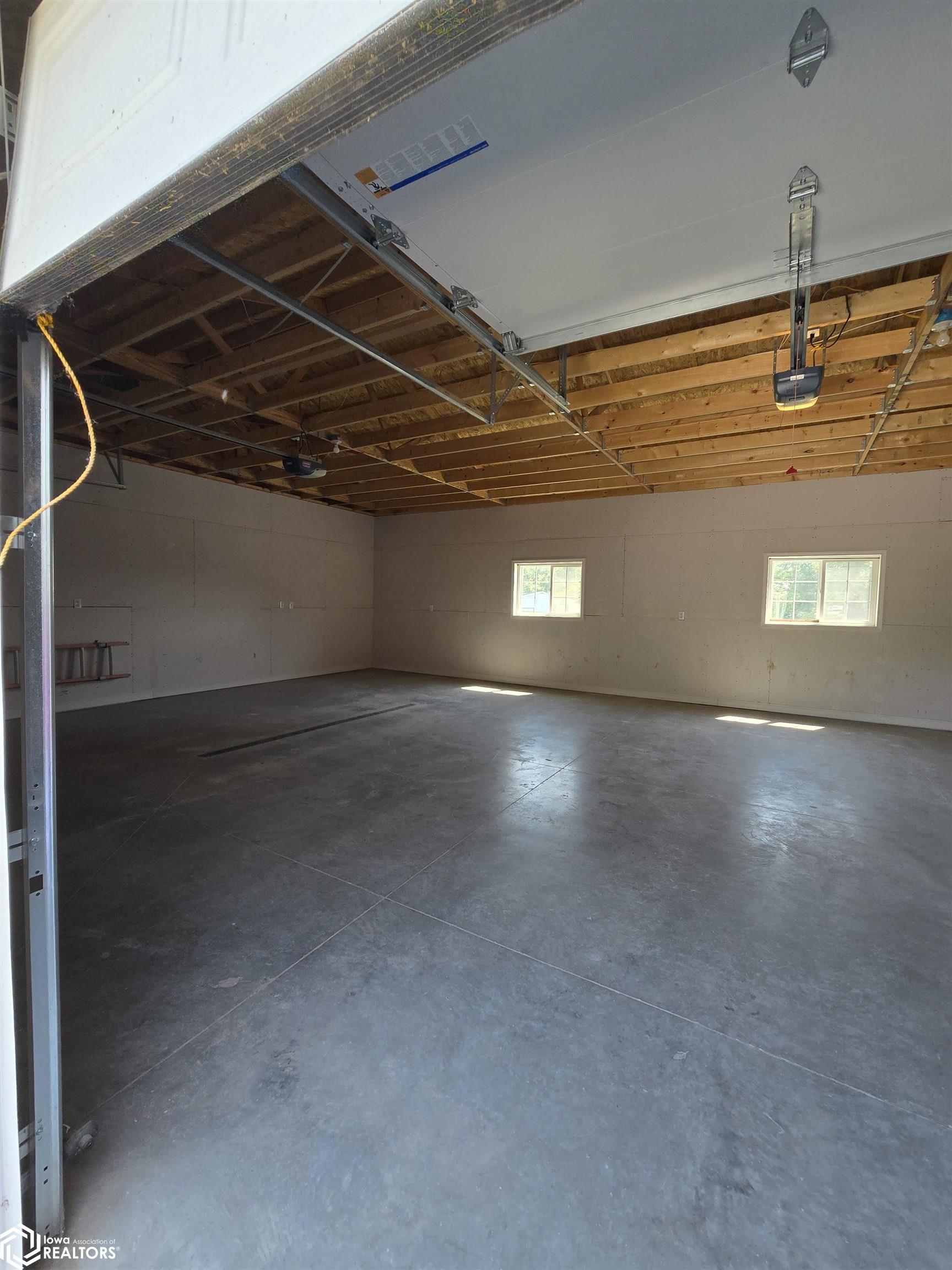 1702 Pella Avenue, Oskaloosa, Iowa image 28