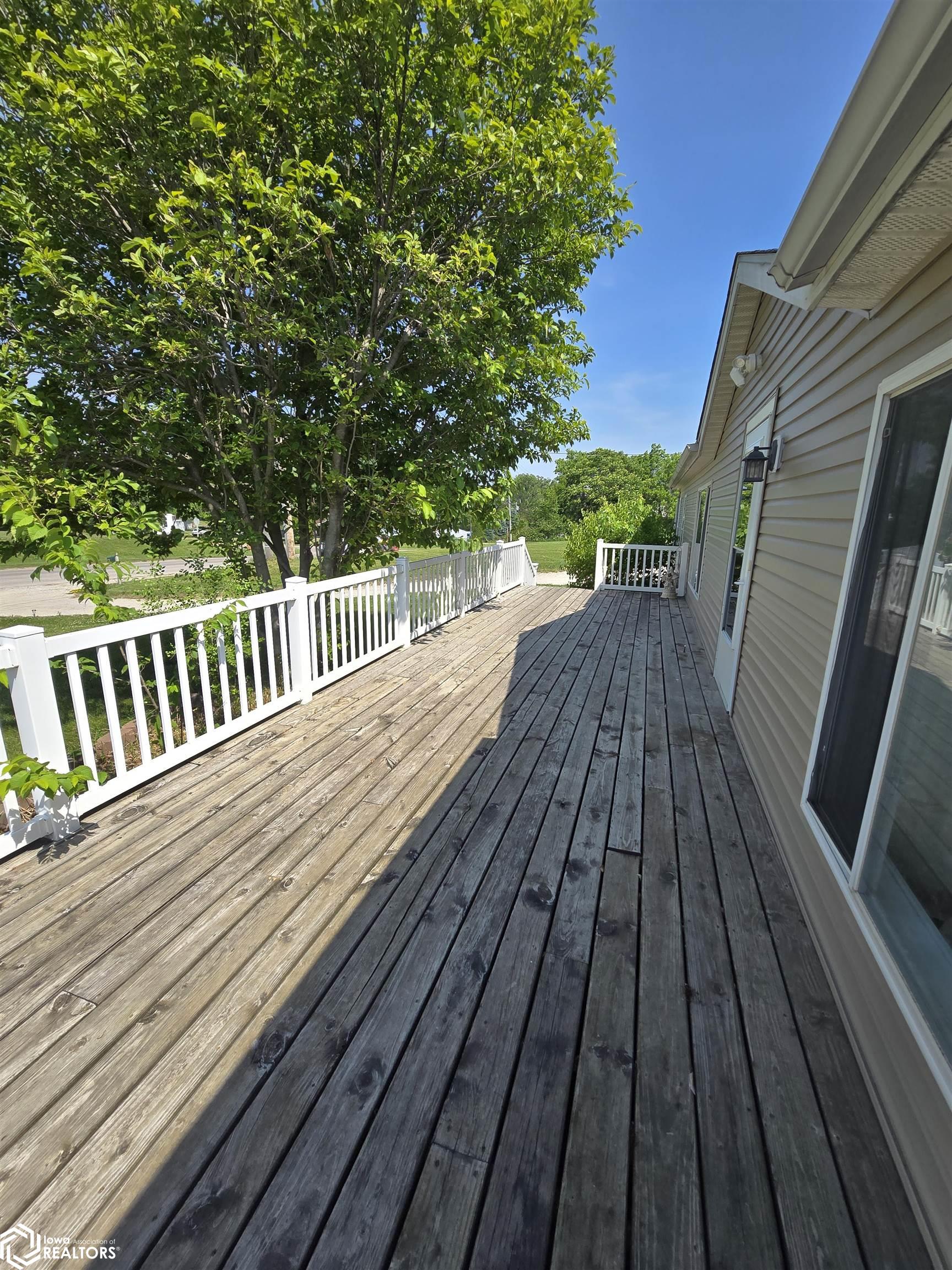 1702 Pella Avenue, Oskaloosa, Iowa image 33