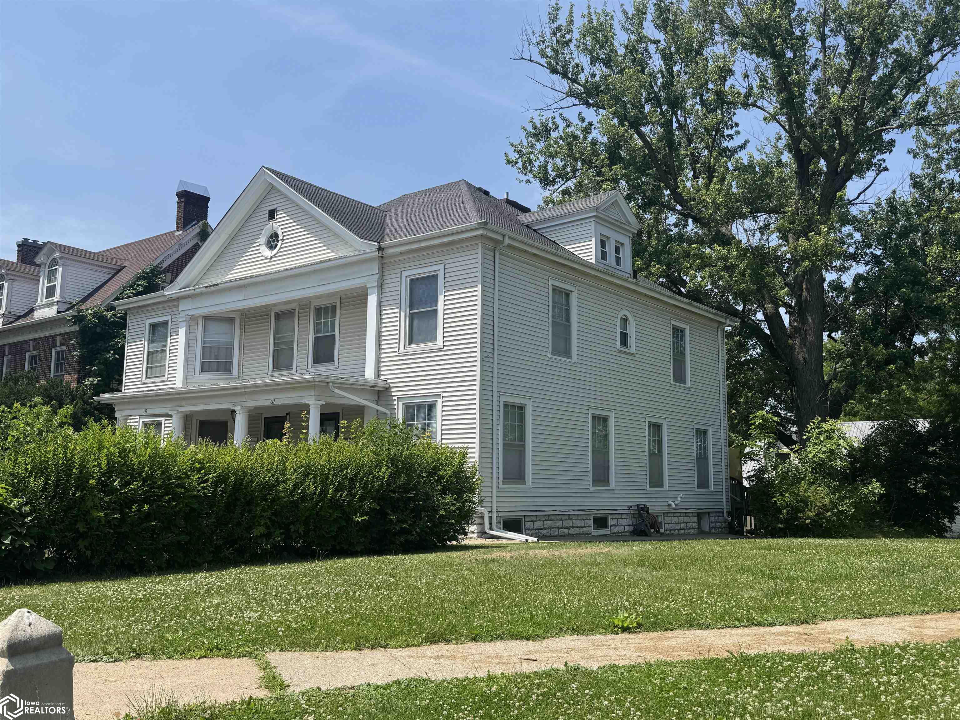 615 N Court Street, Ottumwa, Iowa image 2