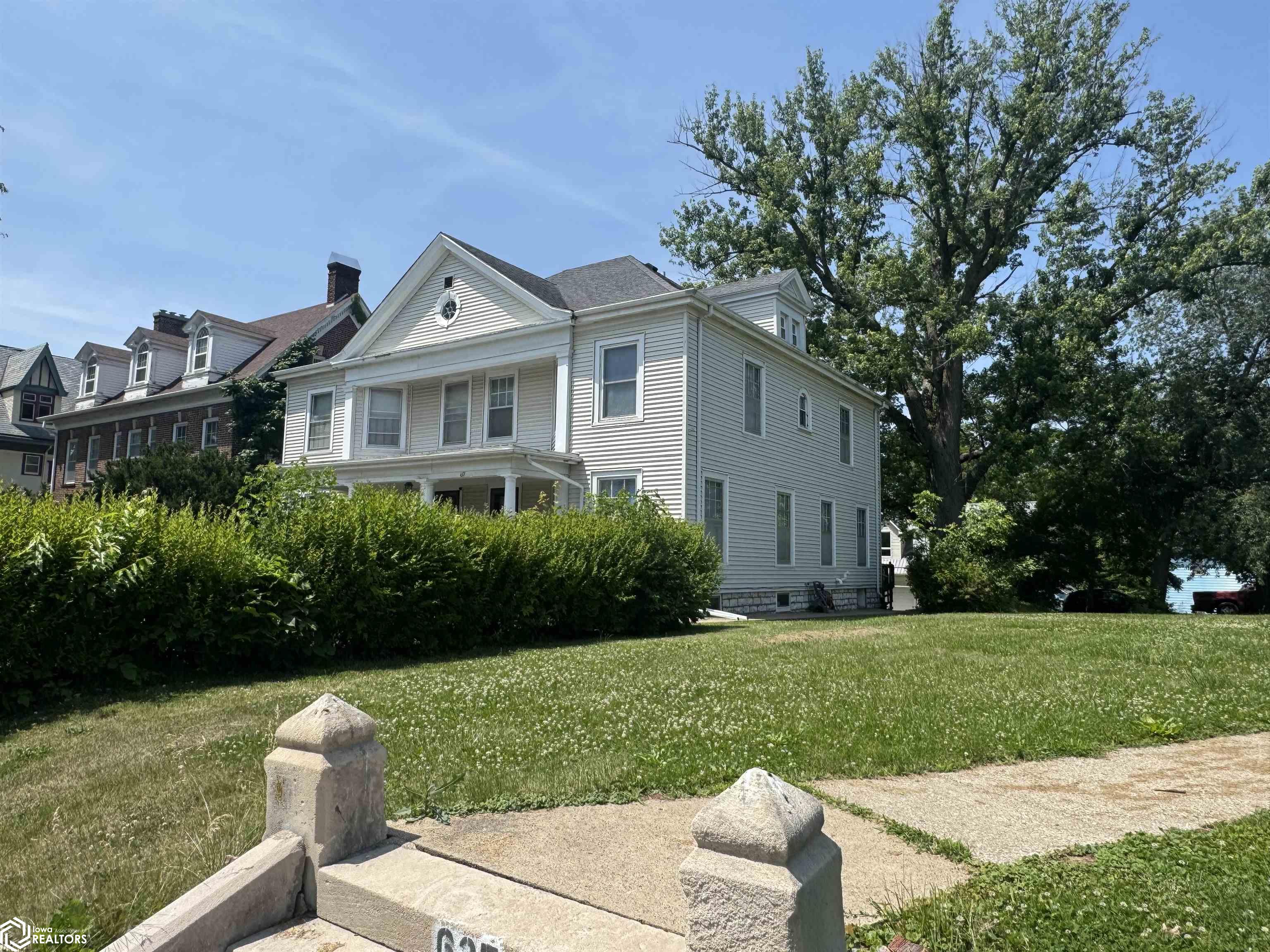 615 N Court Street, Ottumwa, Iowa image 3