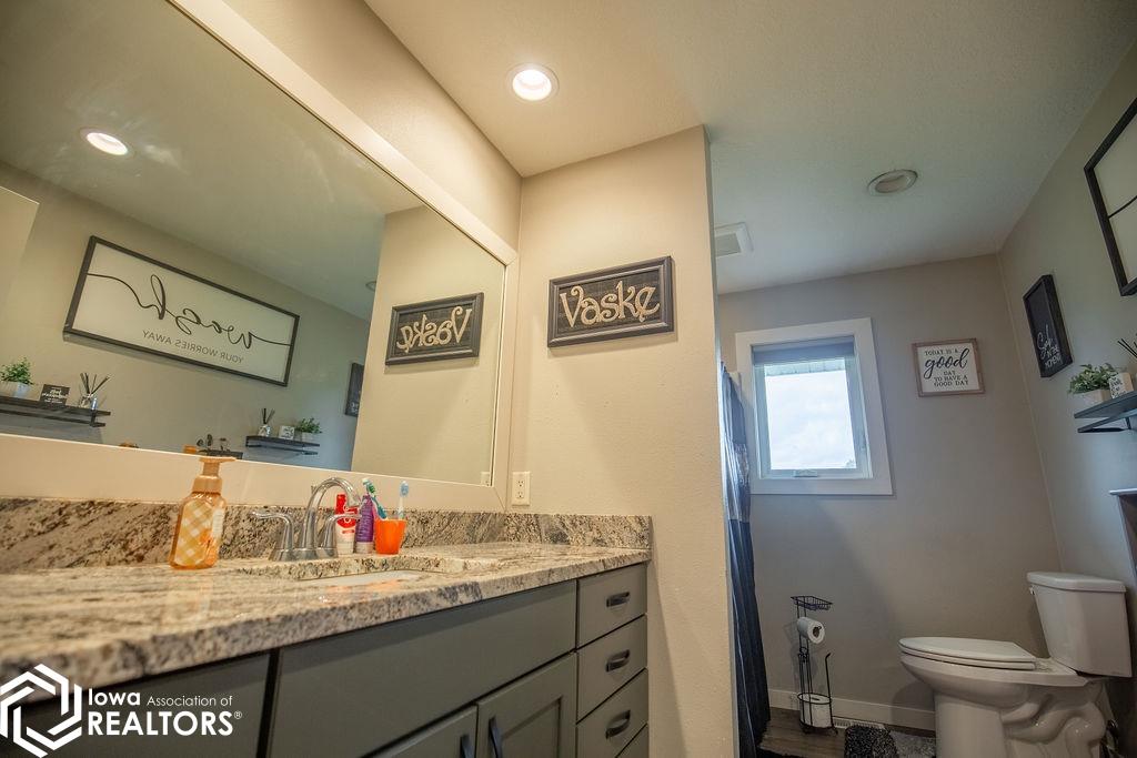 207 S Colby Street, Algona, Iowa image 17