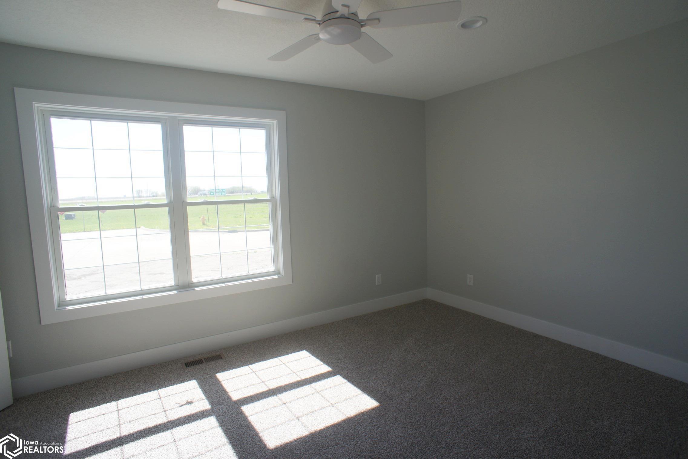 1005 Lewis Drive, Webster City, Iowa image 14